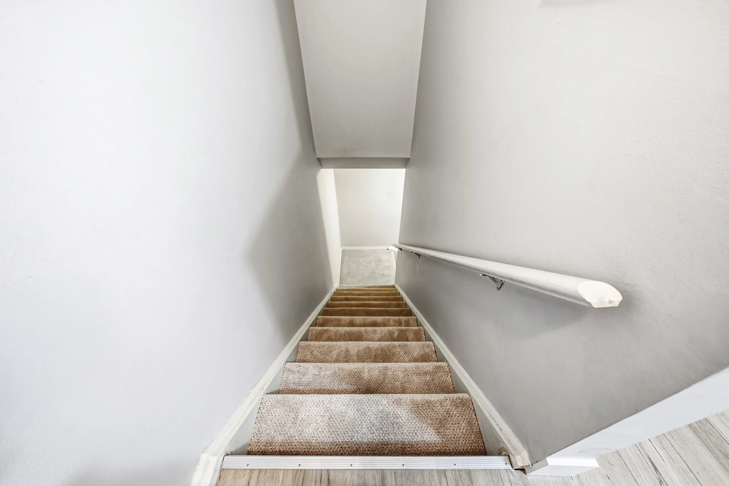 16 - 564 Sheraton Rd #14, Burlington.jpg