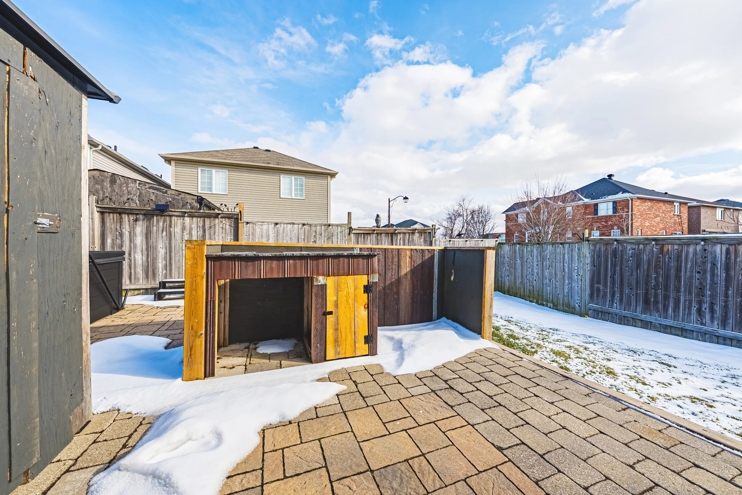 35 - 103 Powell Dr, Binbrook.jpg