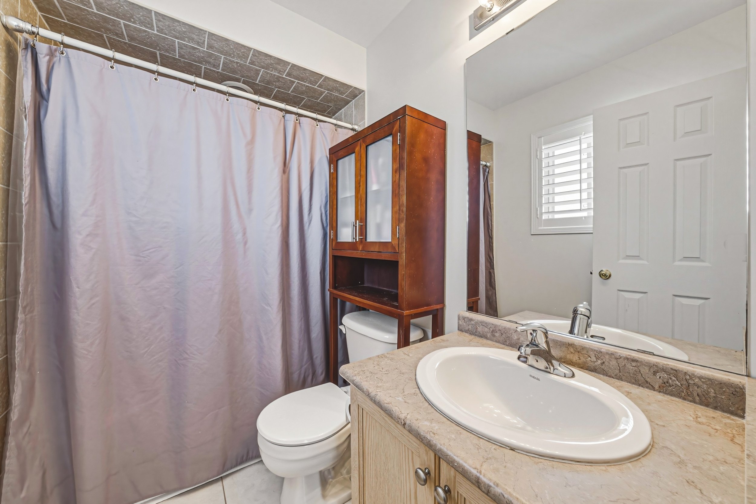 27 - 103 Powell Dr, Binbrook.jpg