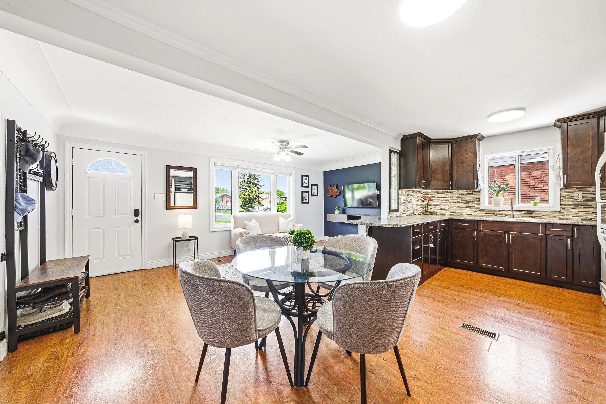 6 - 546 Mohawk Rd E, Hamilton.jpg