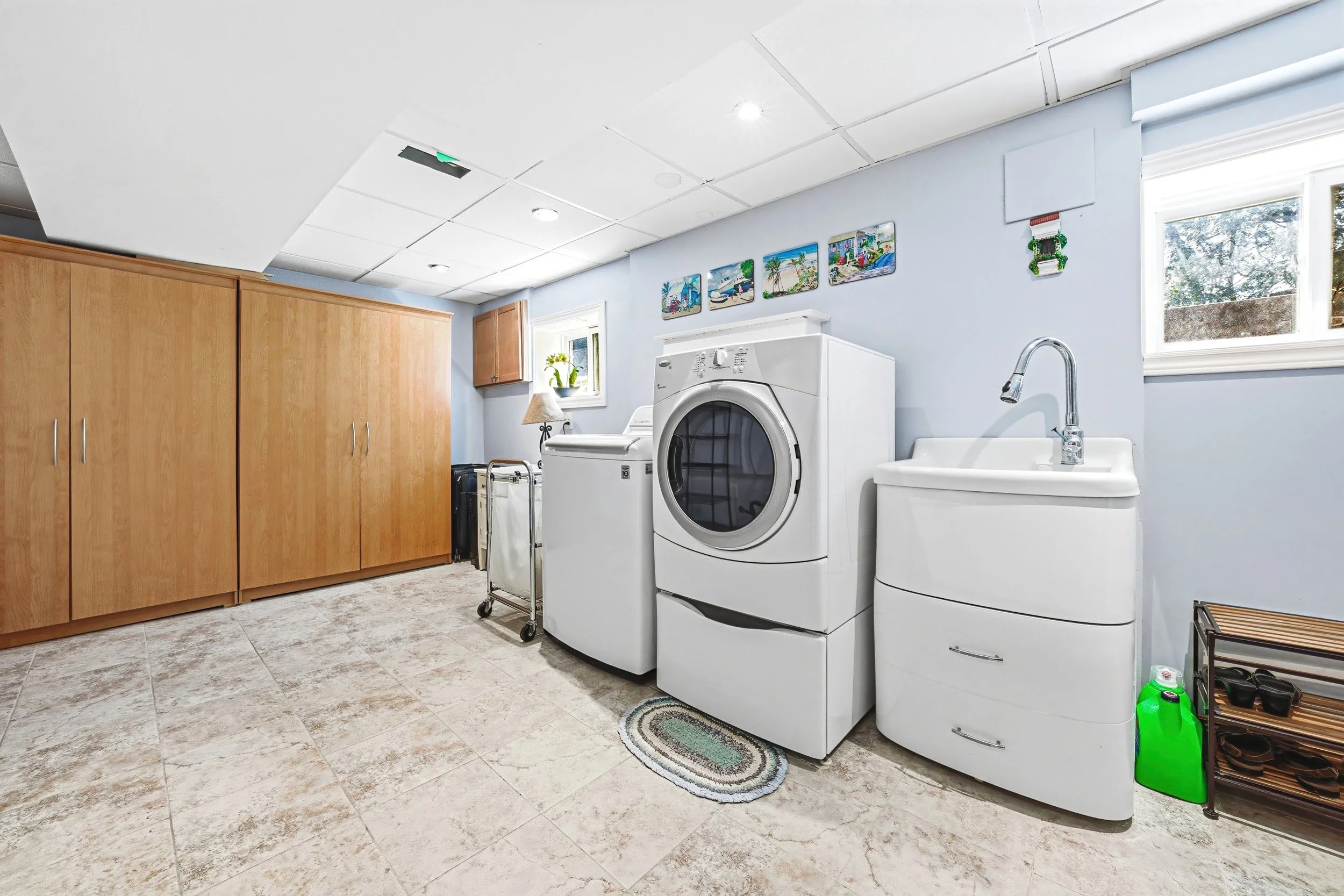 29 - 668 Chestnut Pl, Burlington.jpg