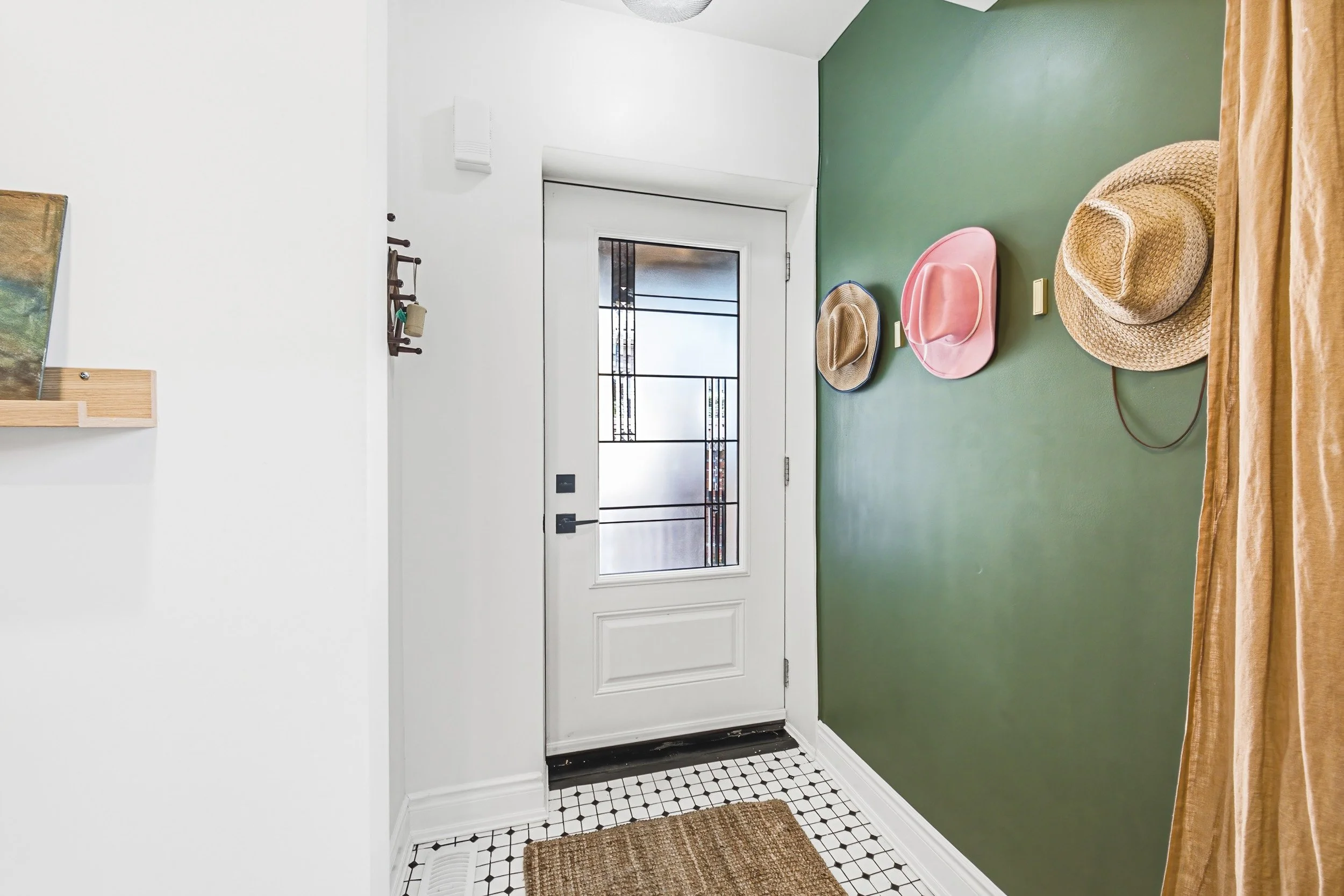 4 - 255 Weir St N, Hamilton.jpg