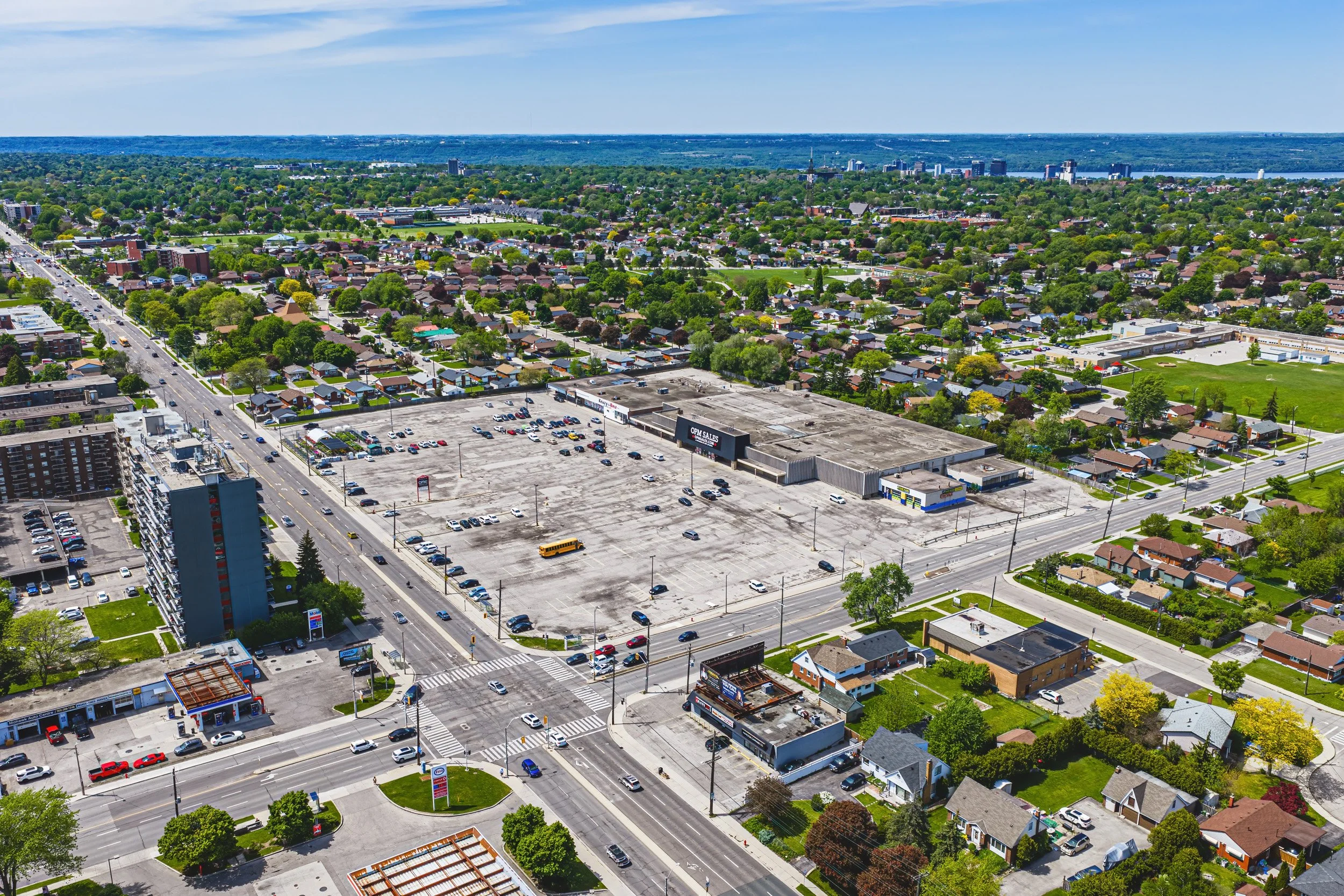 46 - 546 Mohawk Rd E, Hamilton.jpg