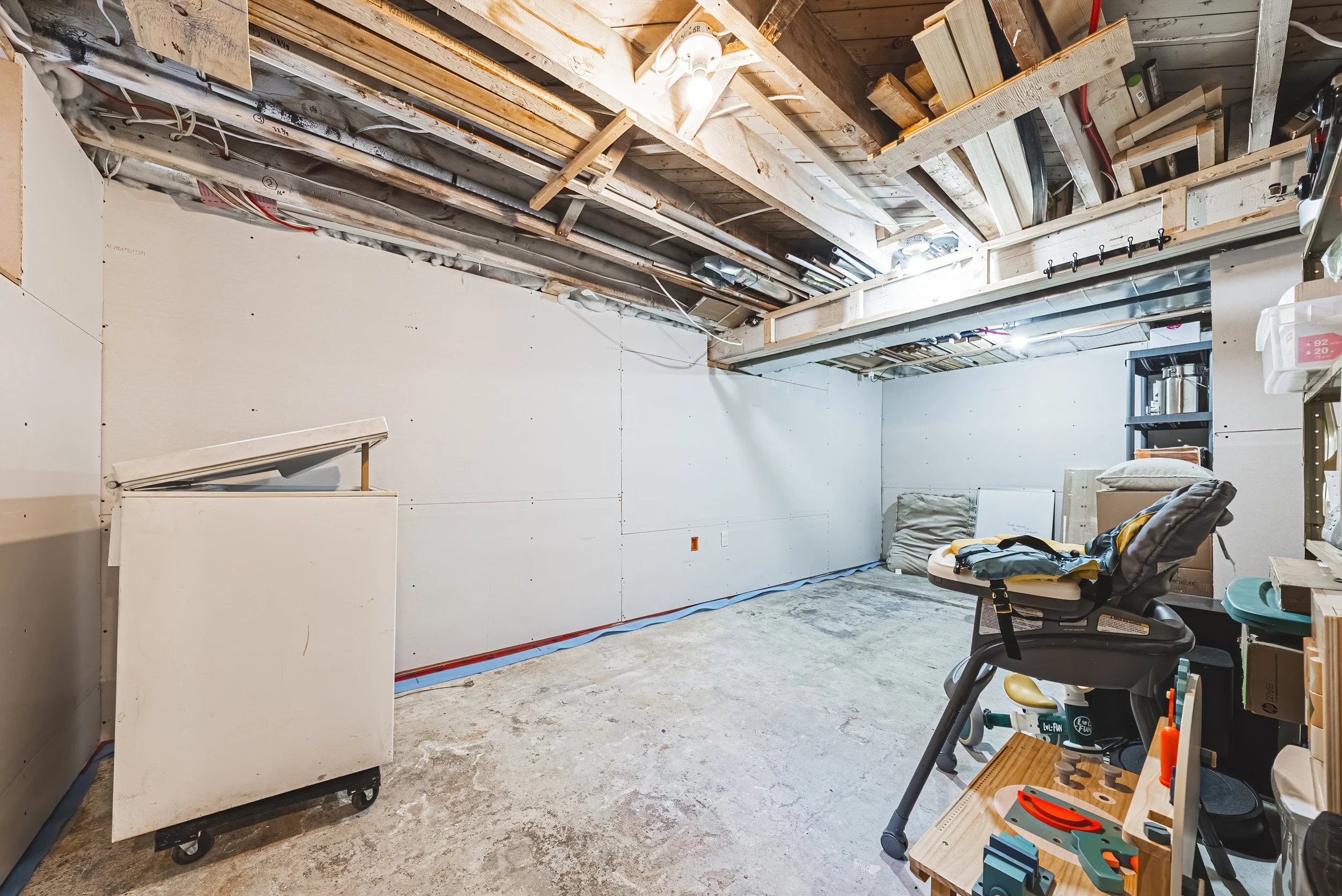 27 - 255 Weir St N, Hamilton.jpg