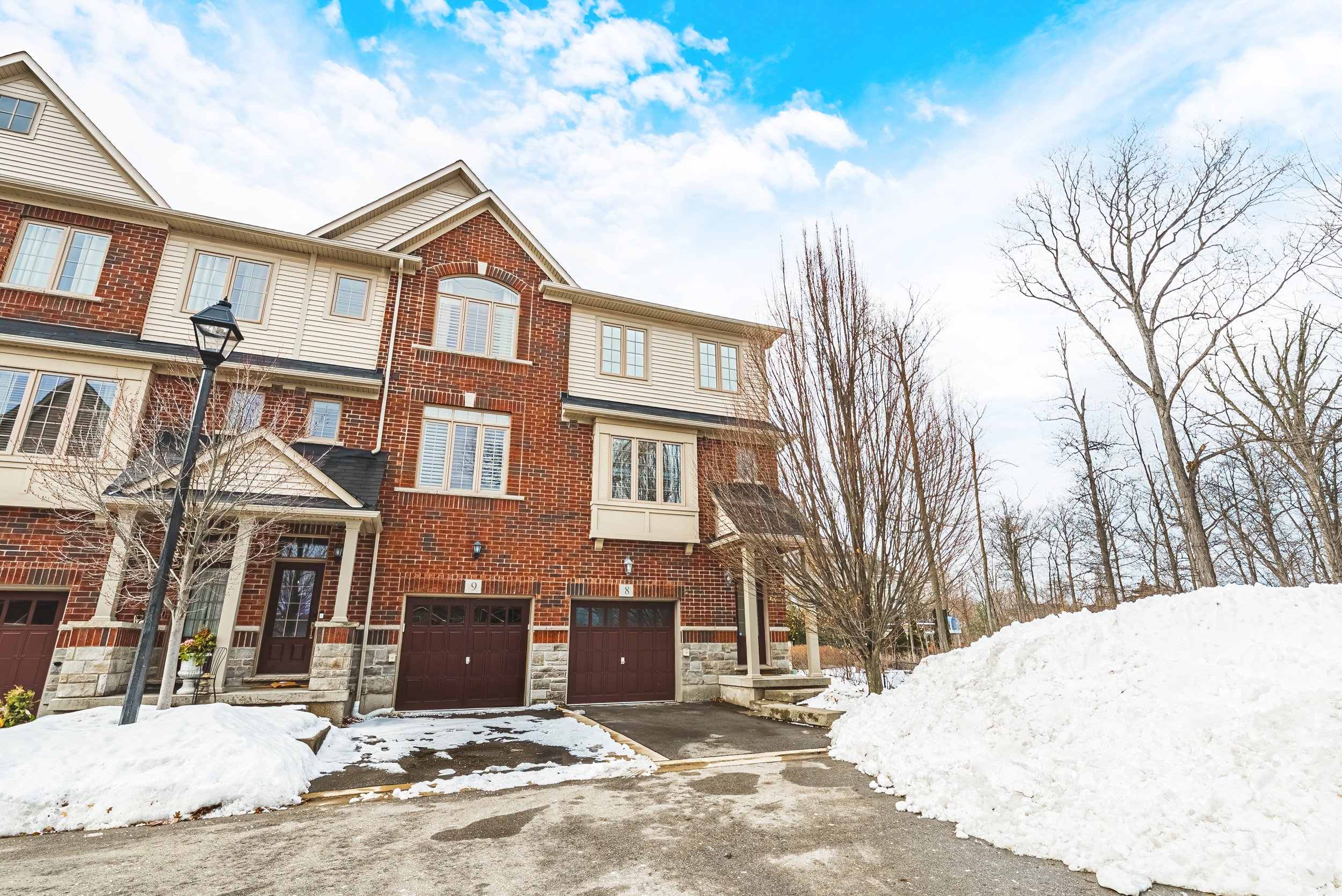 1 - 4165 Upper Middle #8, Burlington.jpg