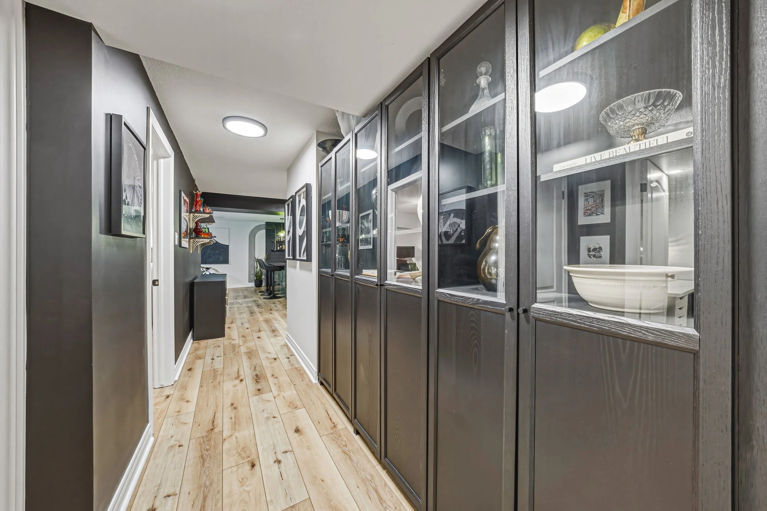 45 - 980 Glen View Ave, Burlington.jpg