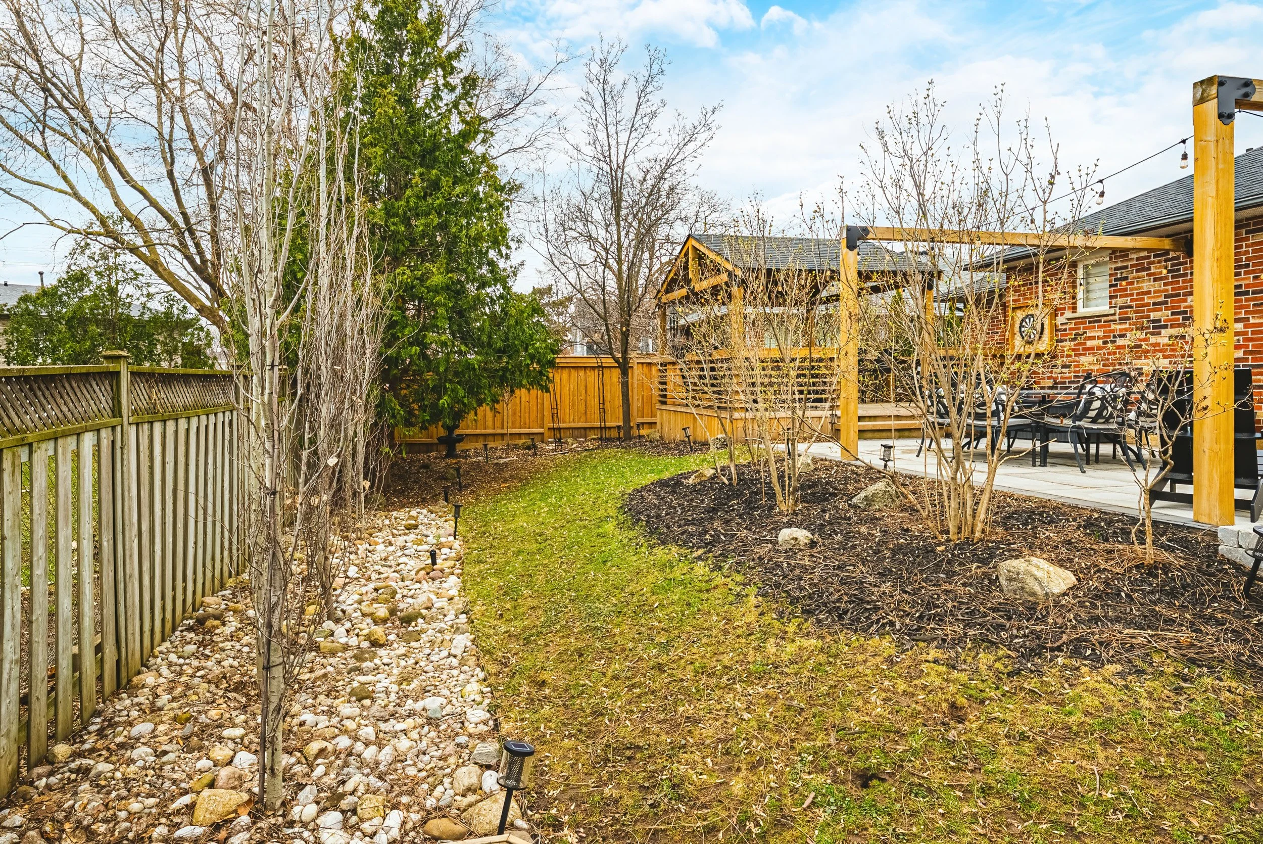 53 - 980 Glen View Ave, Burlington.jpg