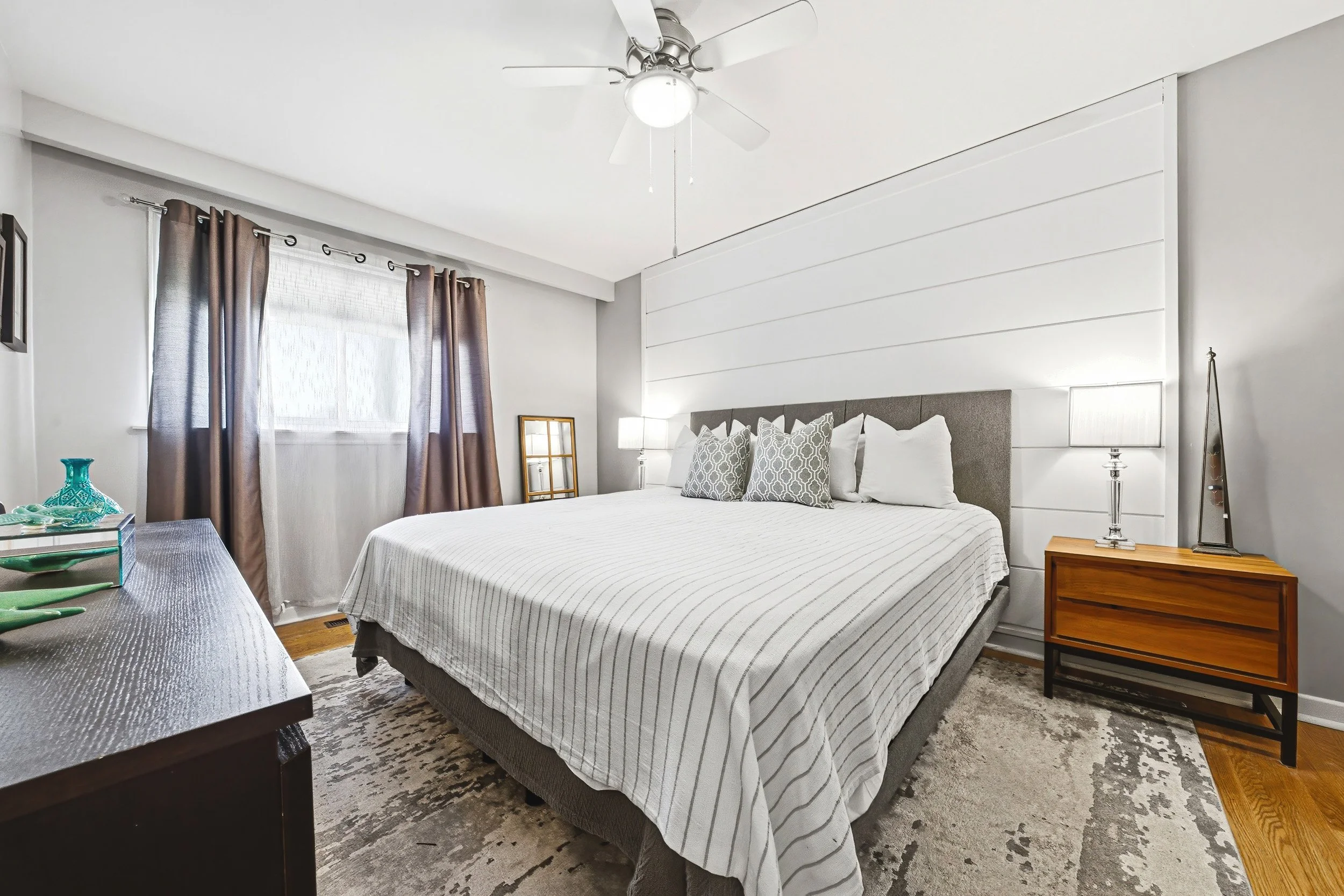 19 - 668 Chestnut Pl, Burlington.jpg