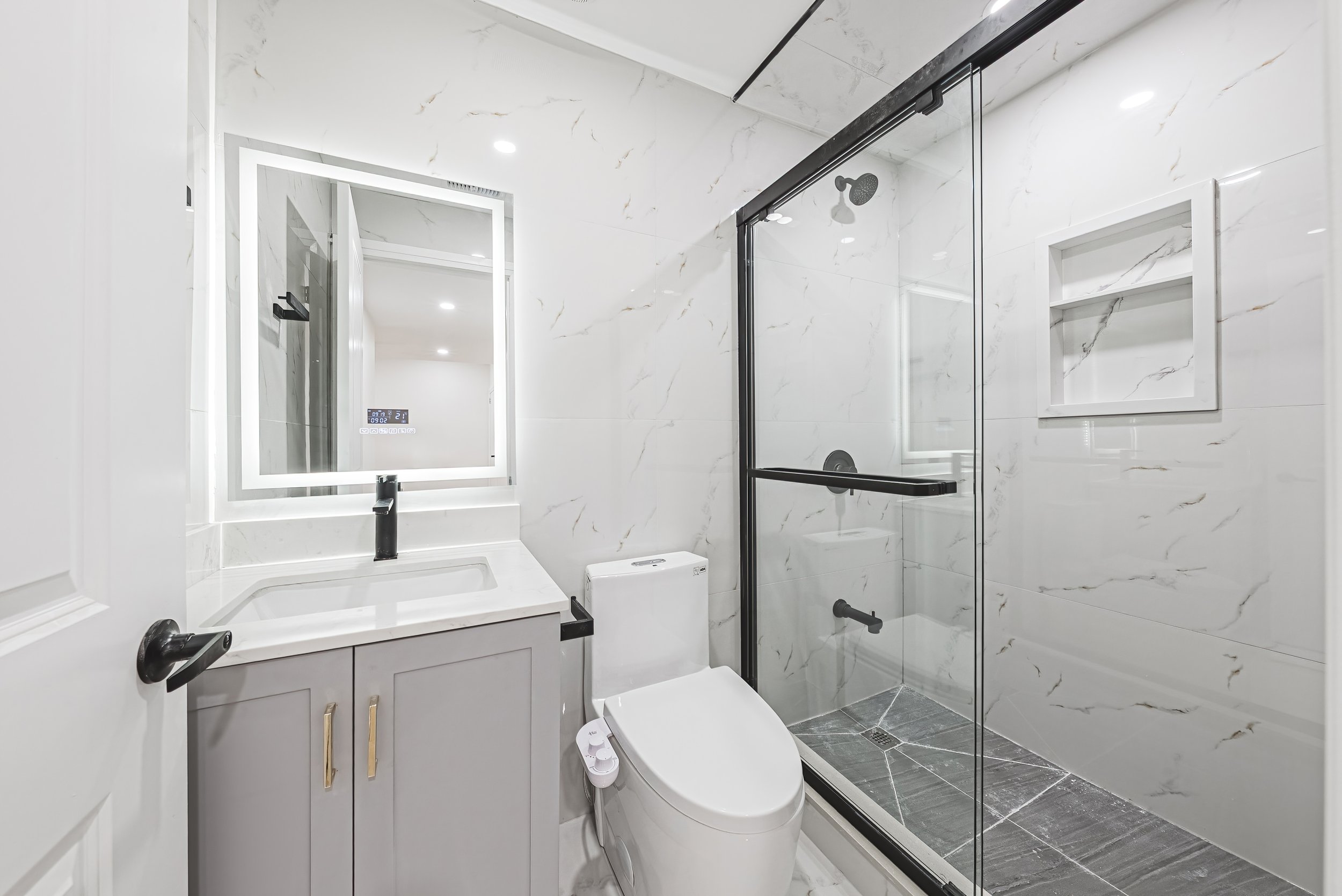 topaz28 - 41 Pinewoods Dr, Hamilton.jpg