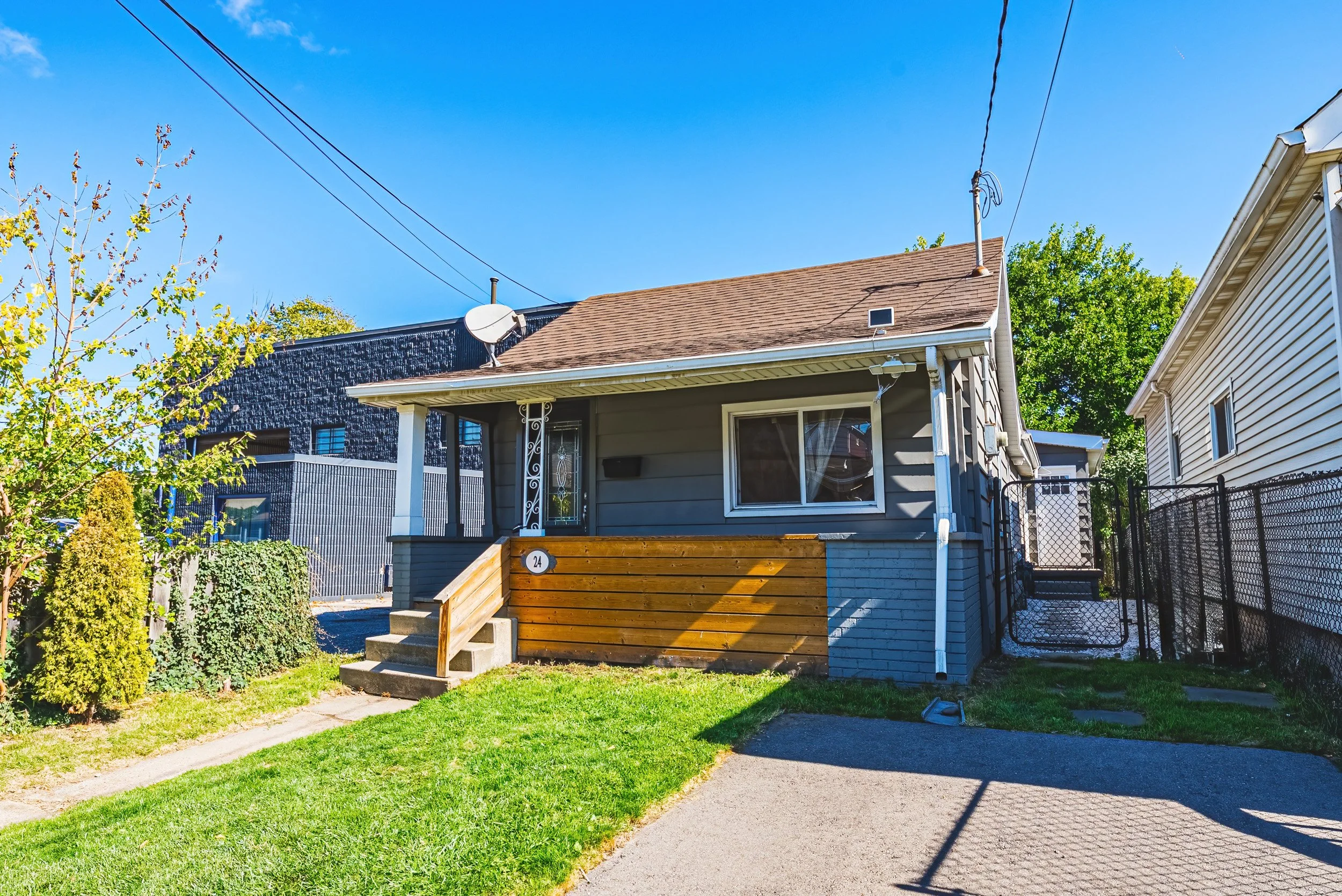 3 - 24 Rowanwood St, Hamilton.jpg