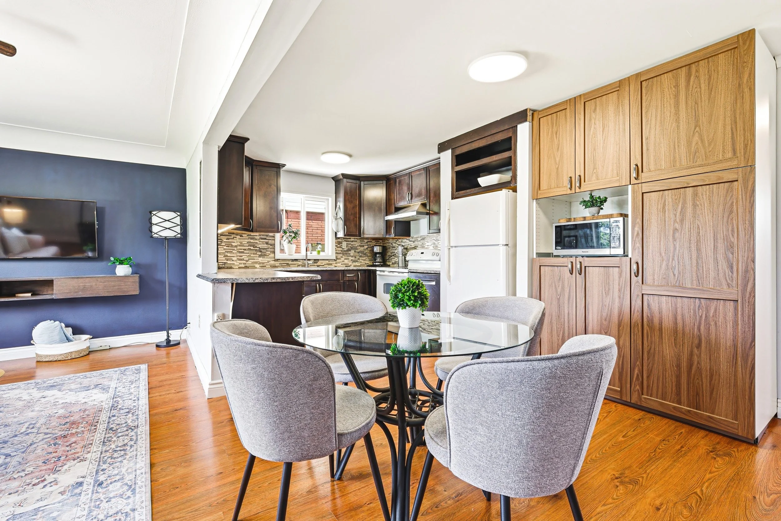 7 - 546 Mohawk Rd E, Hamilton.jpg