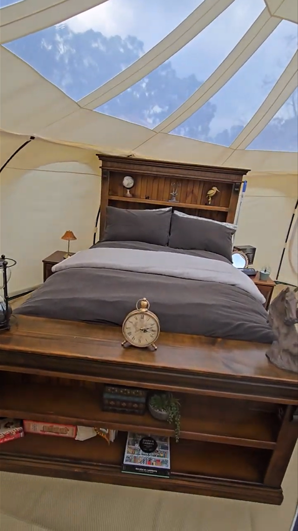 Galileo bed.png