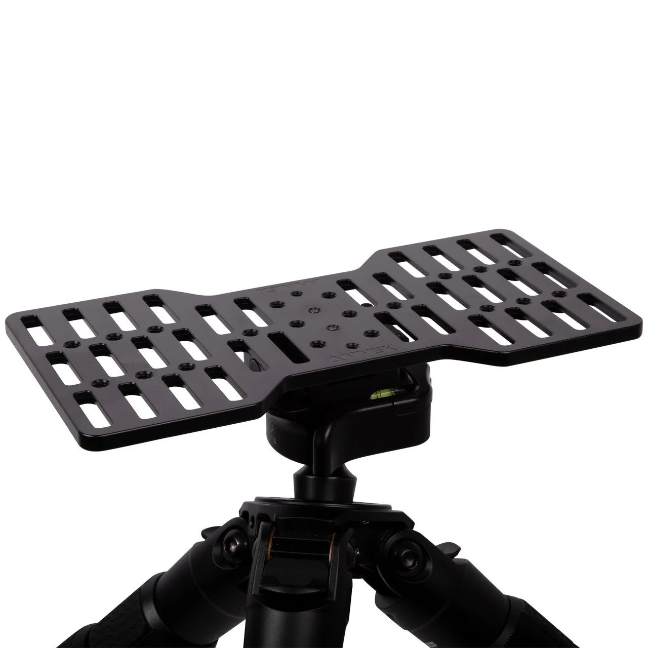 TRIPOD_TABLE_BLACK_FRONT_MOUNTED_2000PX__17035.jpg