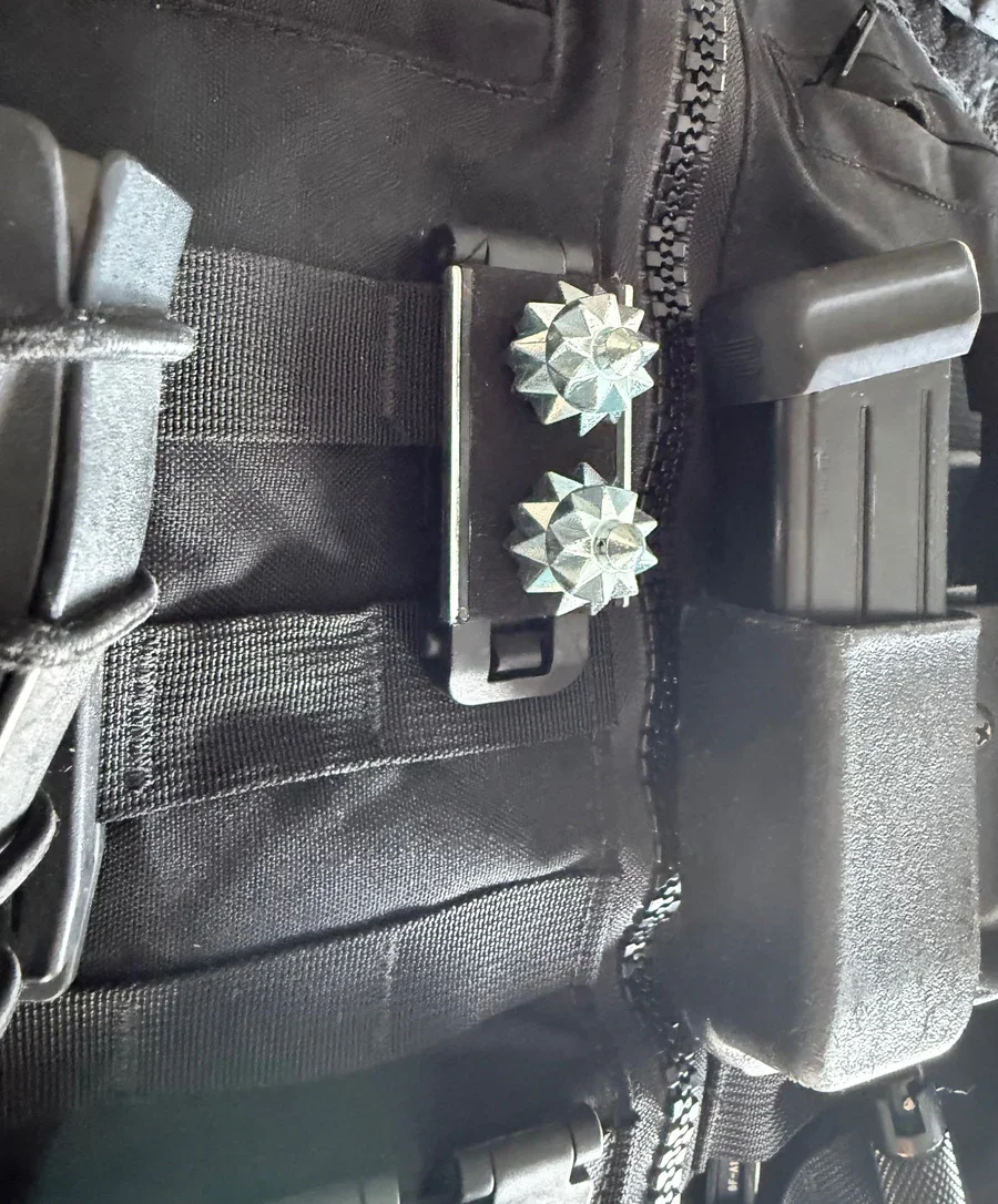 Magnetic_Molle_4_900x.webp
