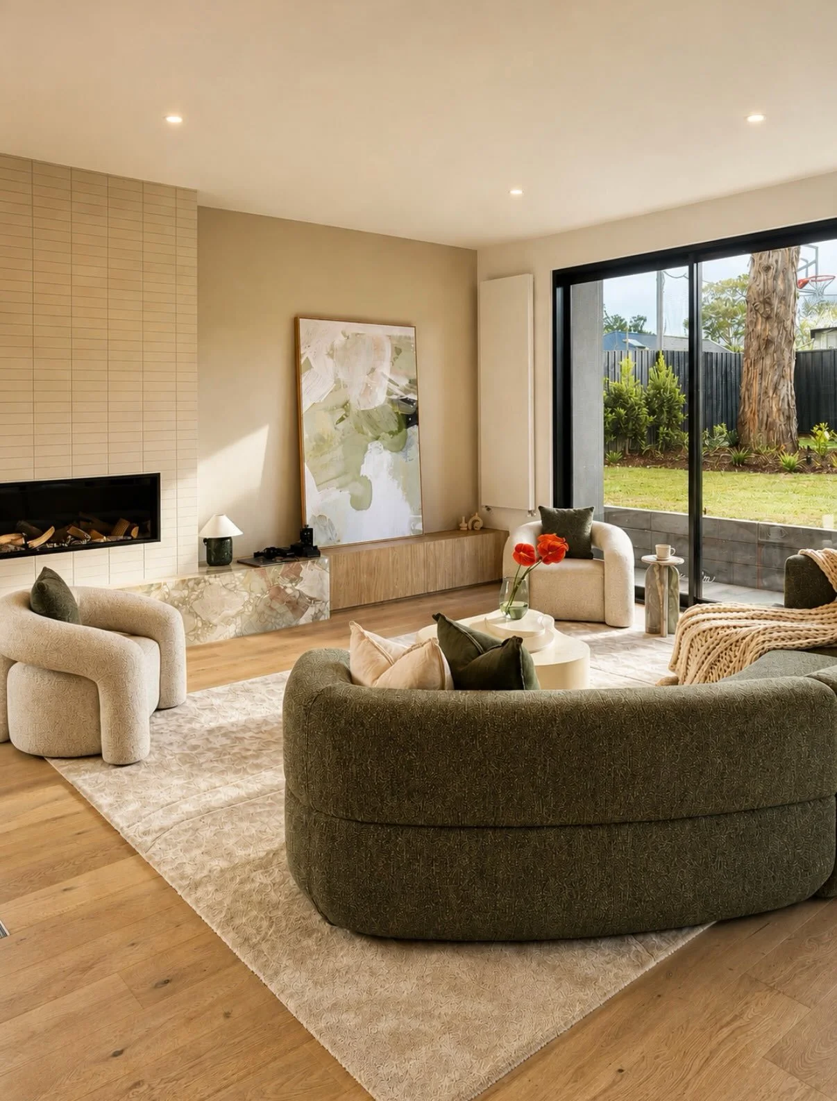 When the architecture sets the bar, the styling has to meet it.

Considered furniture, texture and form, chosen to complement rather than compete with the craftsmanship of this beautiful home.

Built by @cnc_constructions 
Styled by @novahomestaging
