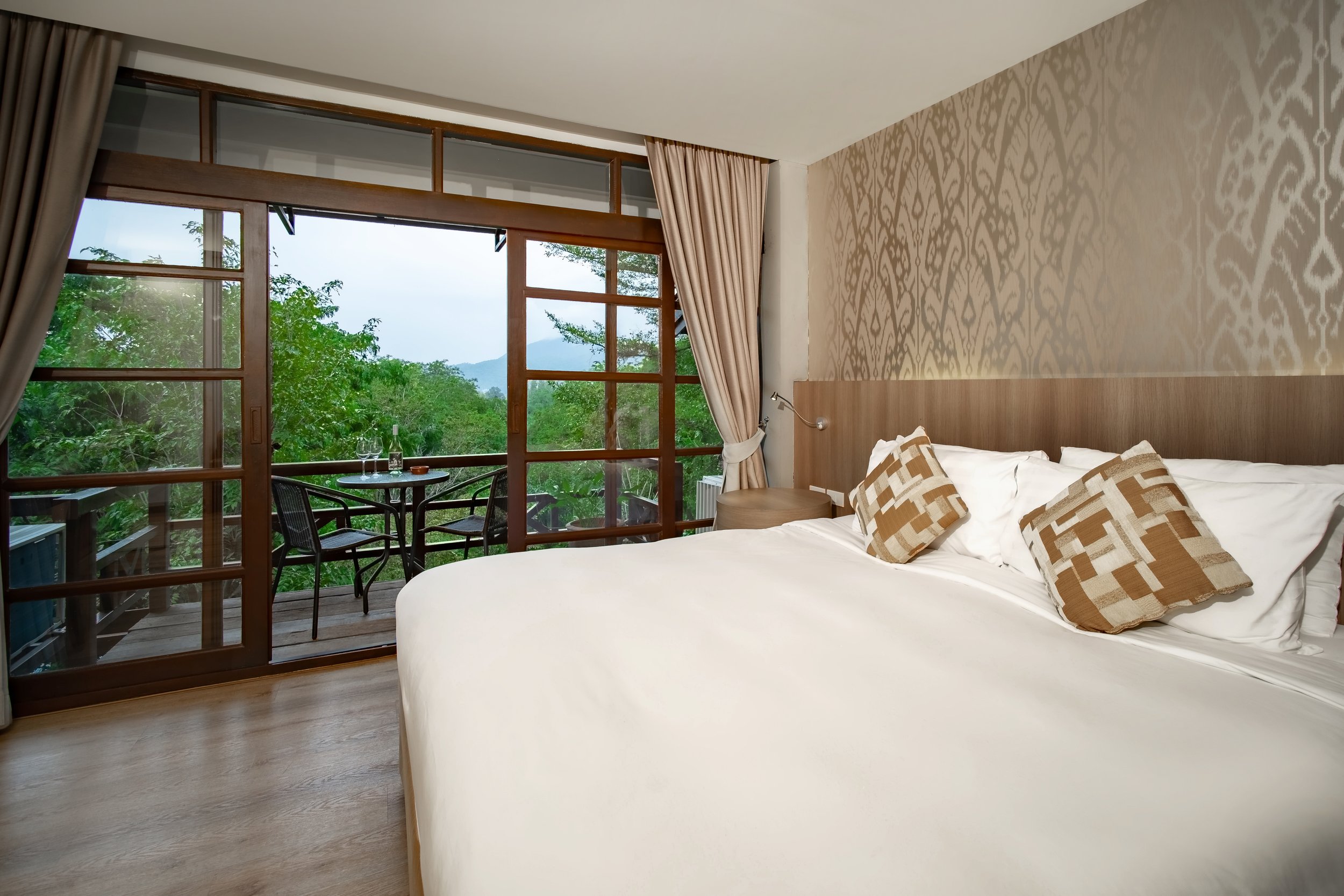 Issara Interior Website Retouched _ 170.jpg