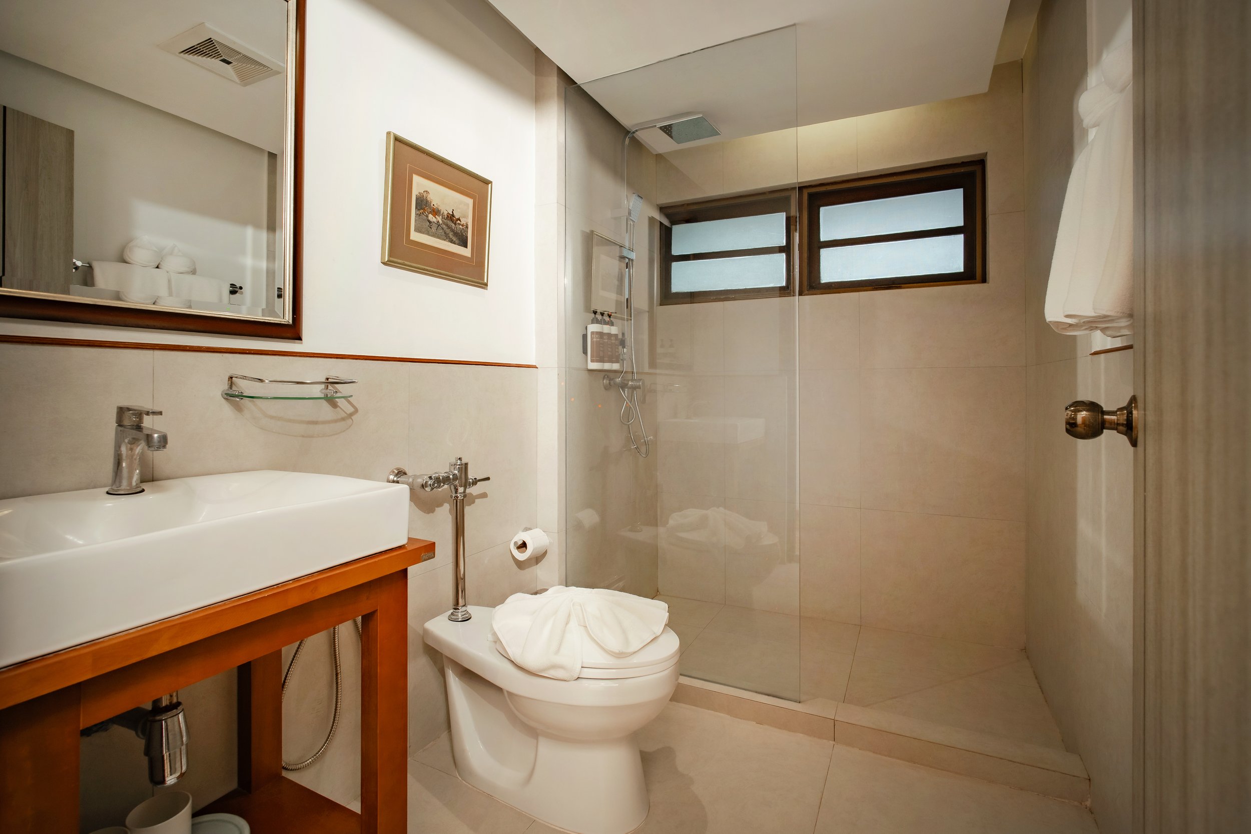 Issara Interior Website Retouched _ 171.jpg