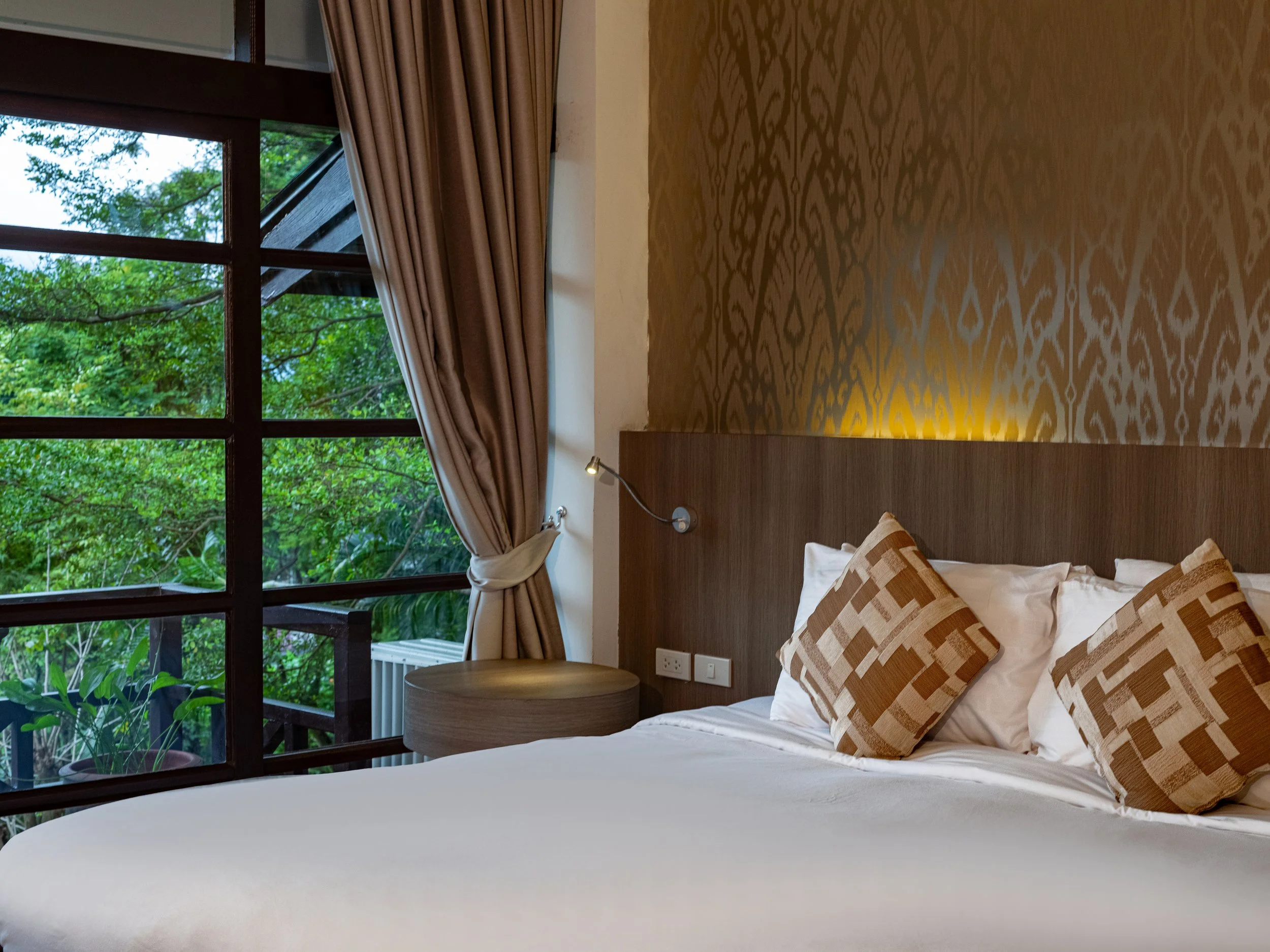 Issara Interior Website Retouched _ 172.jpg