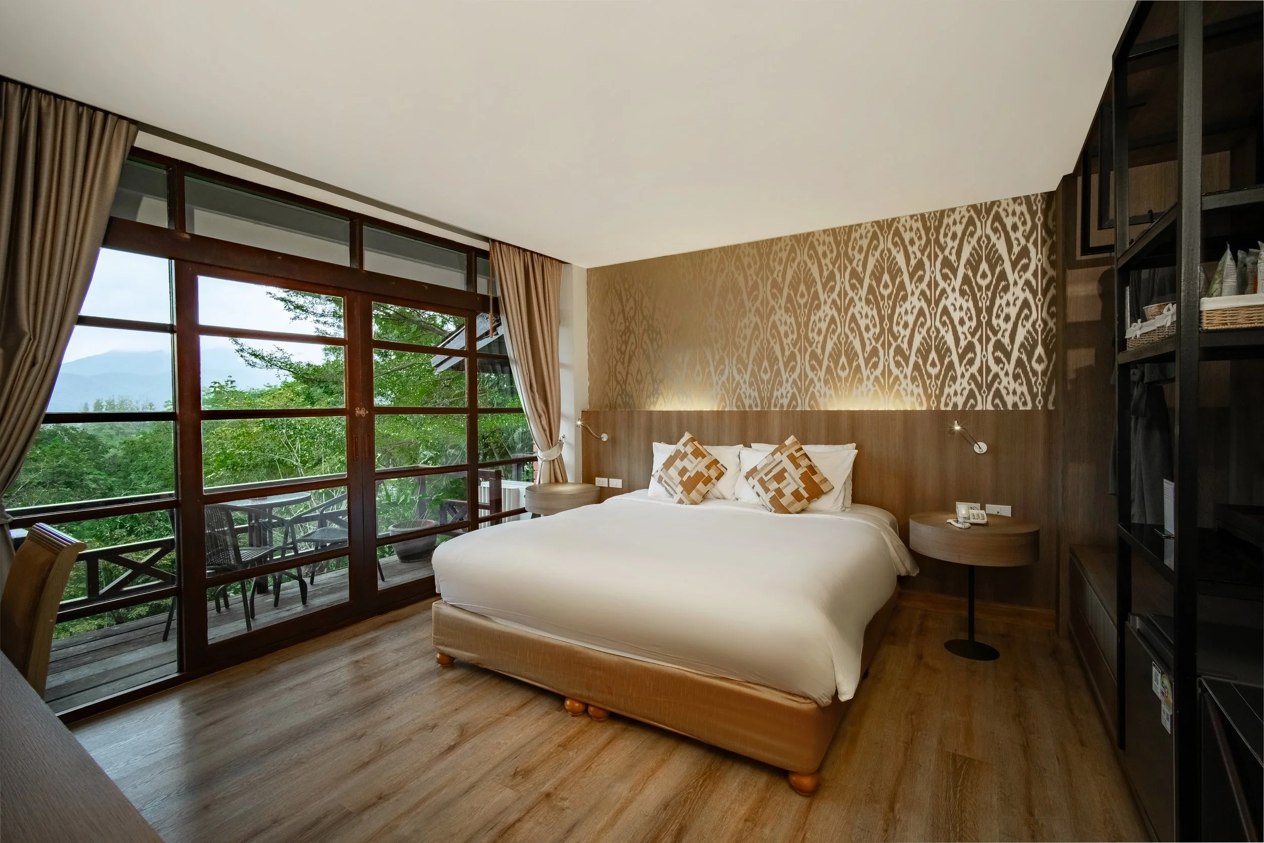 Issara Interior Website Retouched _ 157.jpg