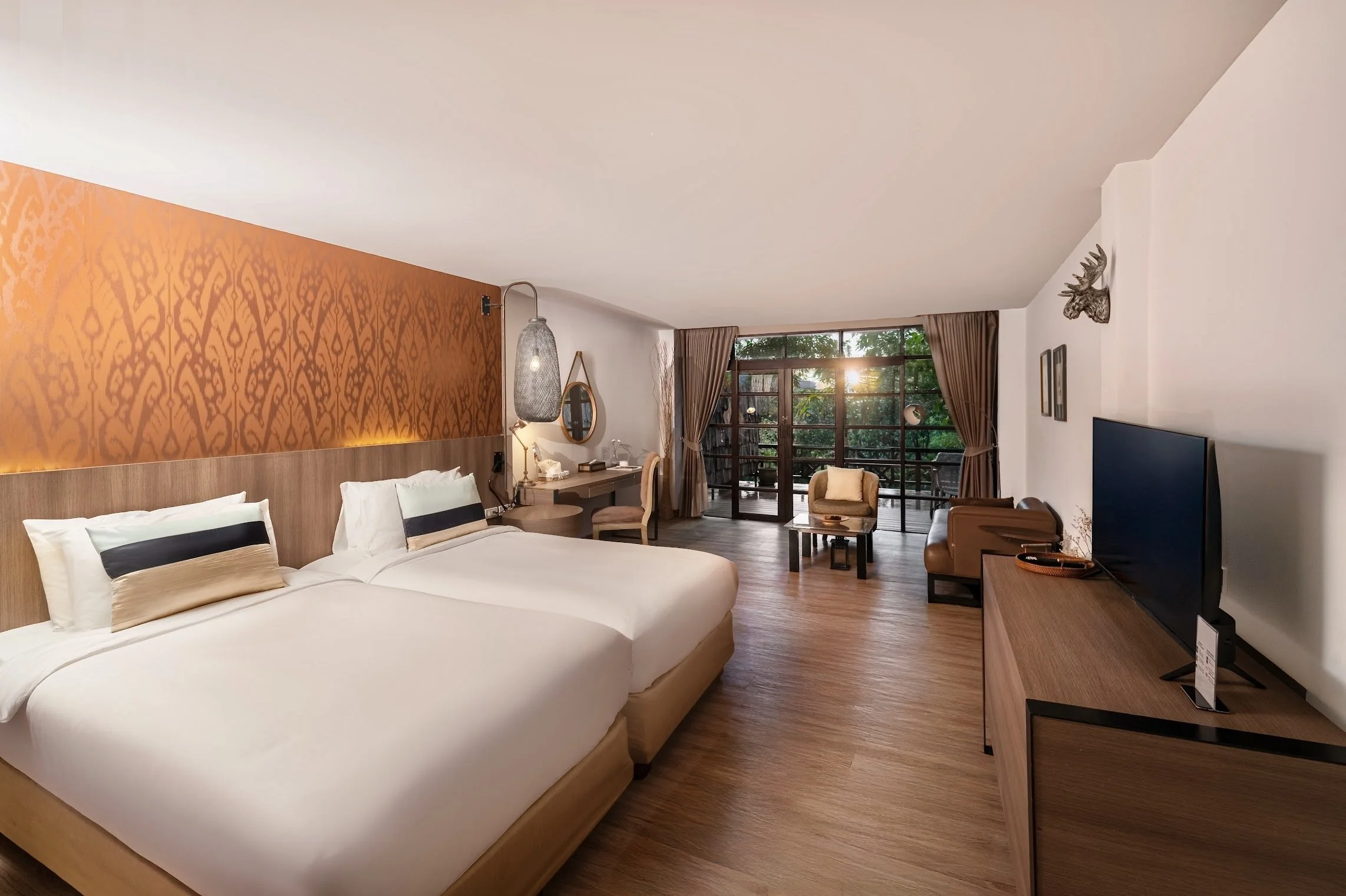 Issara Interior Website Retouched _ 197.jpg