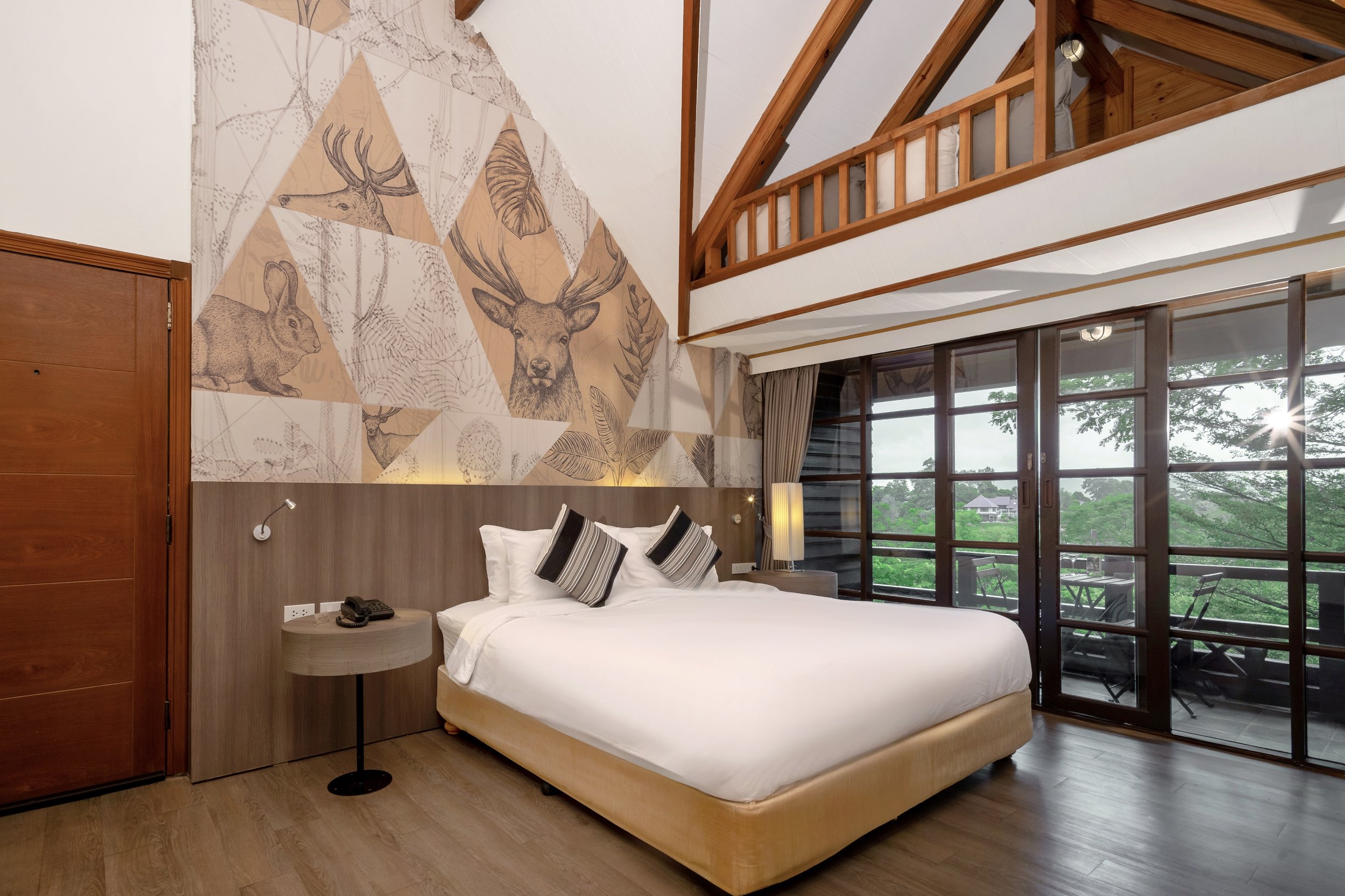 Issara Interior Website Retouched _ 106.jpg