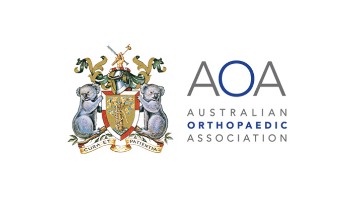 Dr Samuel J. Lynskey Orthopaedic Knee & Hip Surgeon Melbourne at Victoria Bone and Joint Specialist.