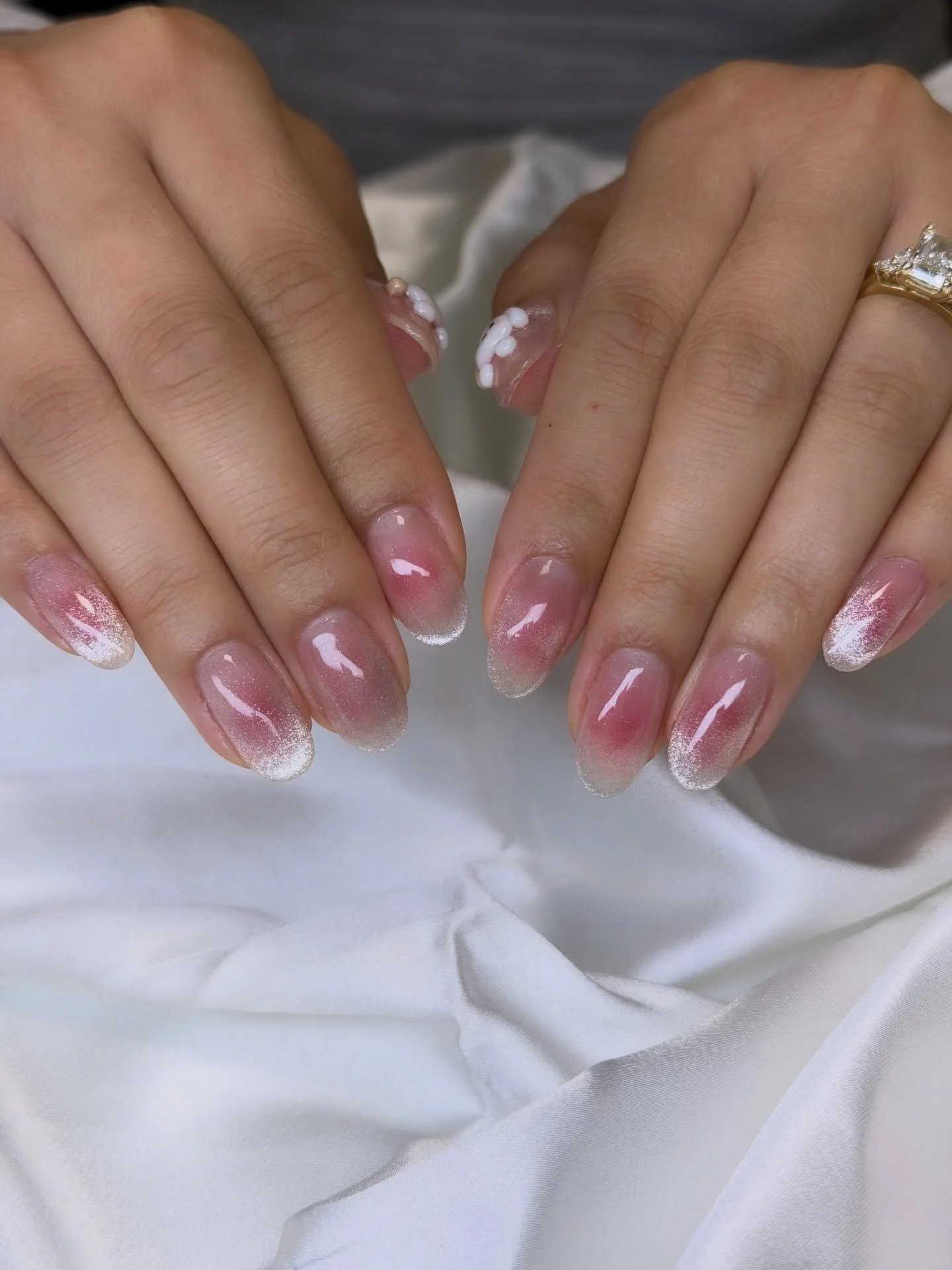 ‧₊˚ ⏾. &sdot; loved the dog on my clients thumb! Evie is so cute and fluffy! 🥹✨
⋆
⋆
DM to book or link in bio! 
⋆
⋆
#ocnails #ocnailtech #gelxnailtech #orangecountynails #nailinspo