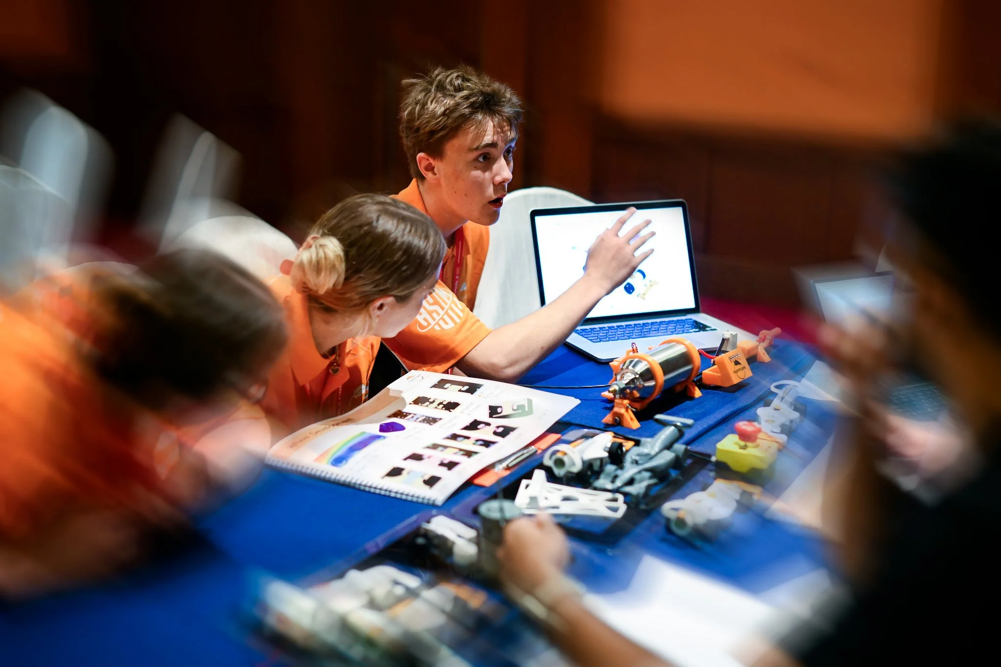 Teachers | Join the STEM Race Today — UK Site