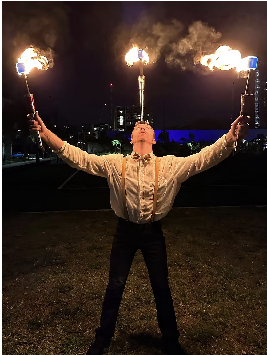 Josh Croall - Juggler and Acrobat