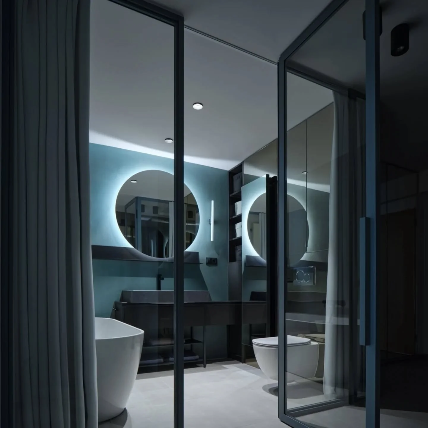 Koupelnu jsme modernizovali s akcentem na elegantn&iacute; kompozici estetick&yacute;ch a funkčn&iacute;ch prvků a tak&eacute; na optick&eacute; zvět&scaron;en&iacute; prostoru. Nahrazen&iacute;m původn&iacute; zdi prosklenou př&iacute;čkou, (kter&aa