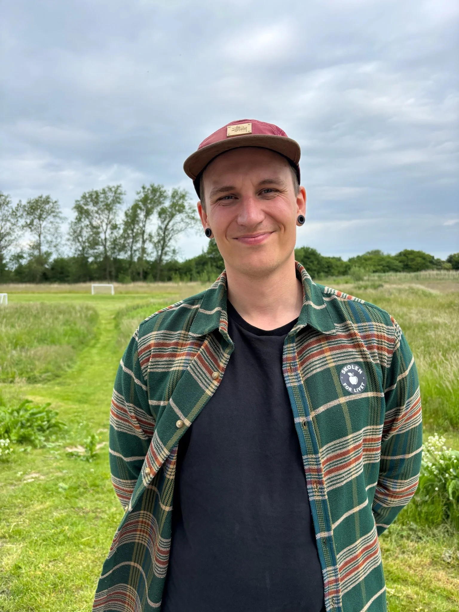 Rasmus - Lærer i musik, dansk og filosofi. 
Ansvarlig for morgensamling, sommer og julefest. 
Viden om dysleksi.
Kontaktperson i Nord og Vest