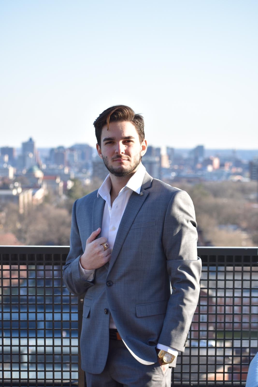 Pedro Castineira (Bachata, Salsa)