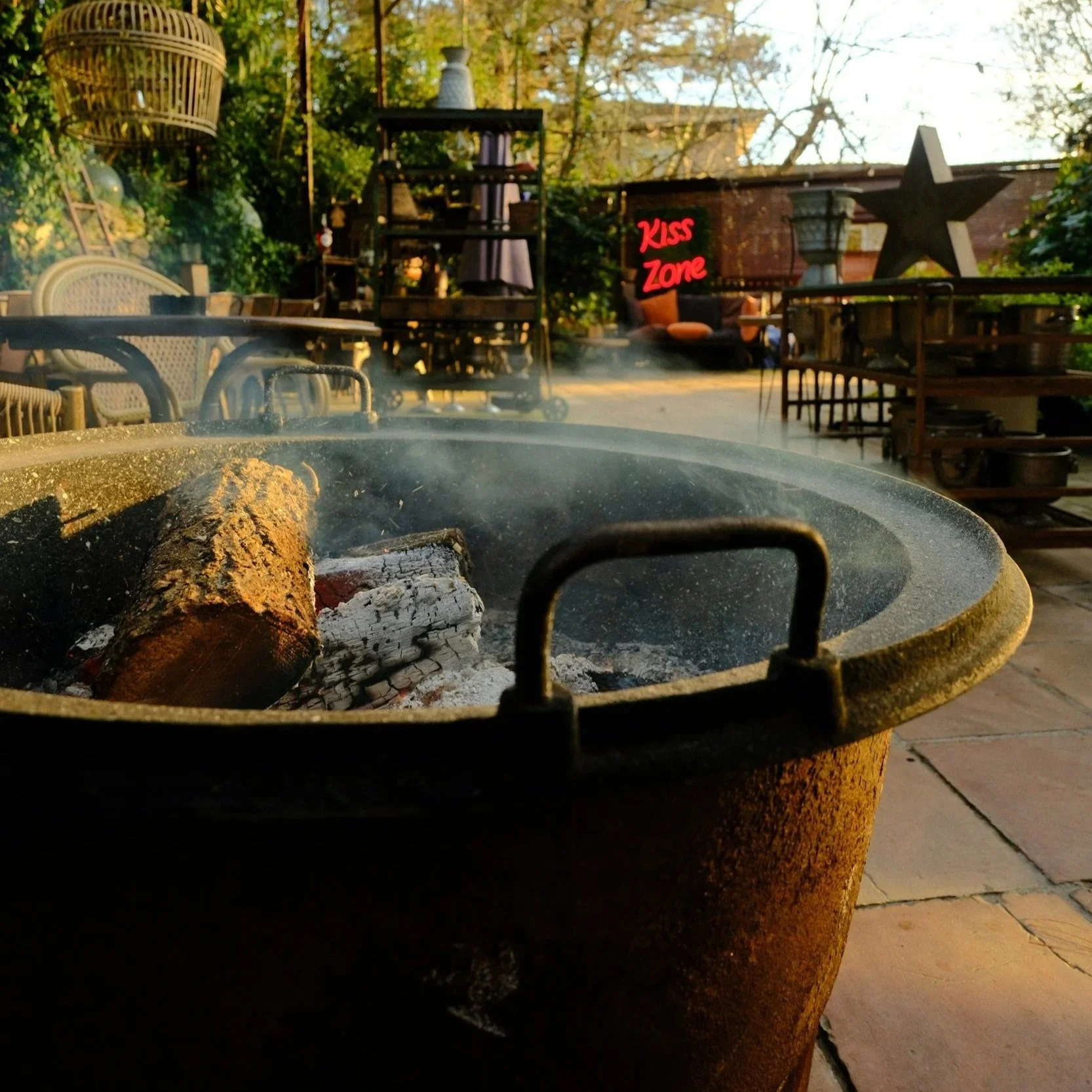 Seasonal Backyard Entertaining Guide