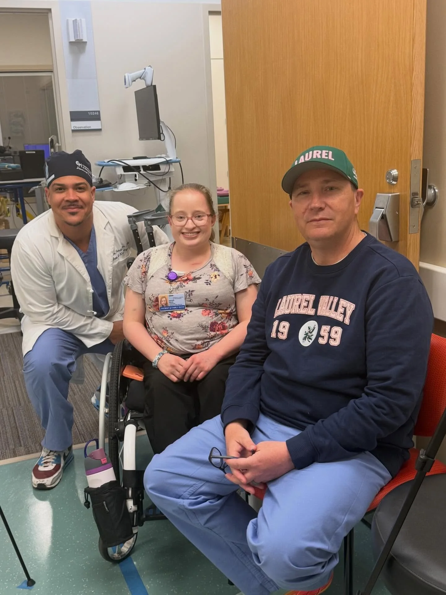 Visits to CHOP with some great friends and partners @gregorygheuer @kundishora_md @hannahstrohl 💪 

Can you guess who&rsquo;s excited for a trip to Laurel Valley this year?!⛳️