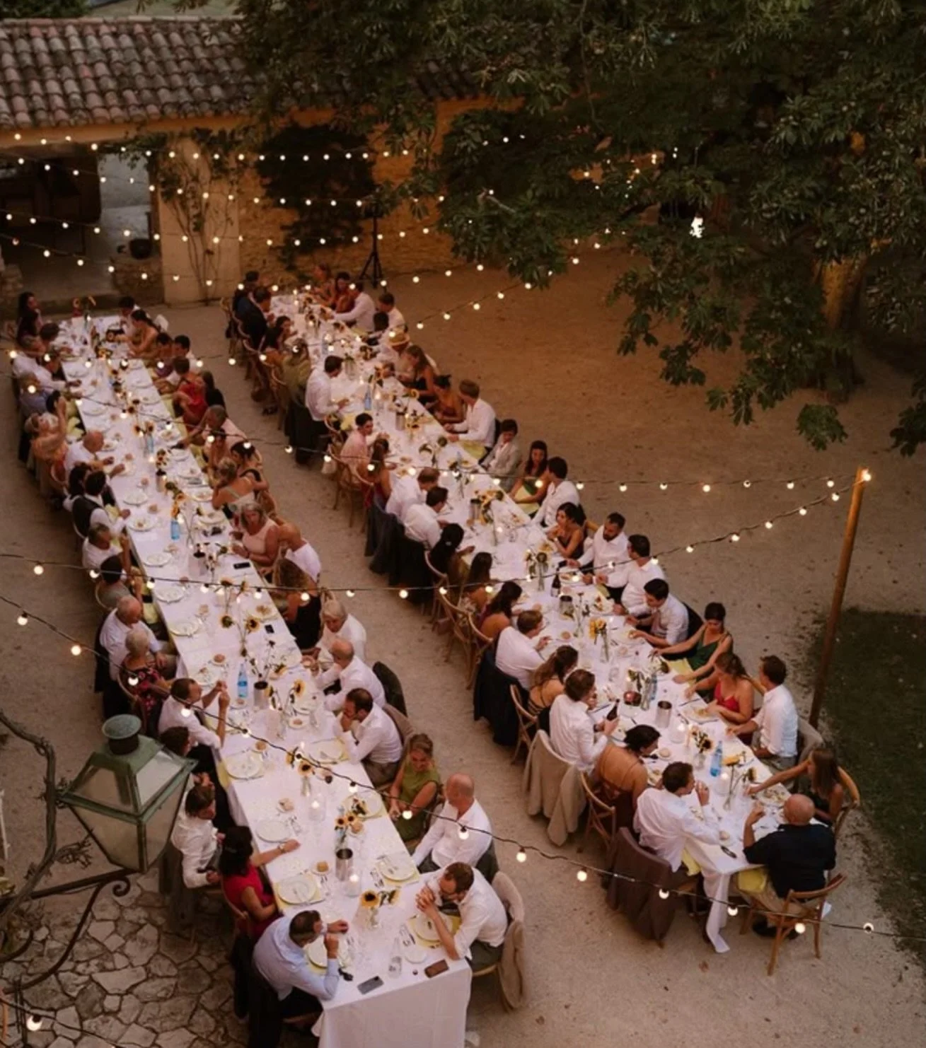 Spring is in the air, and so is event season. 🌸

Fresh breezes, buzzing venues, glasses clinking and people coming together.

Esvie Global creates moments where connections happen effortlessly, where brands come to life and where every detail feels 