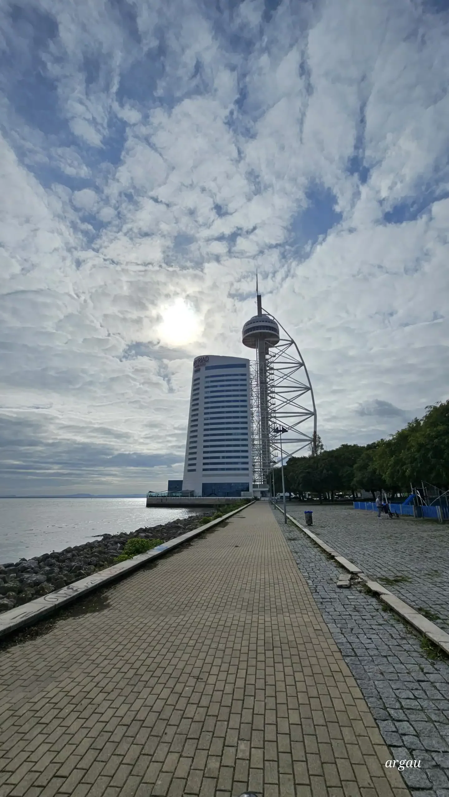 Torre Vasco da Gama, con vista panorámica de 360º