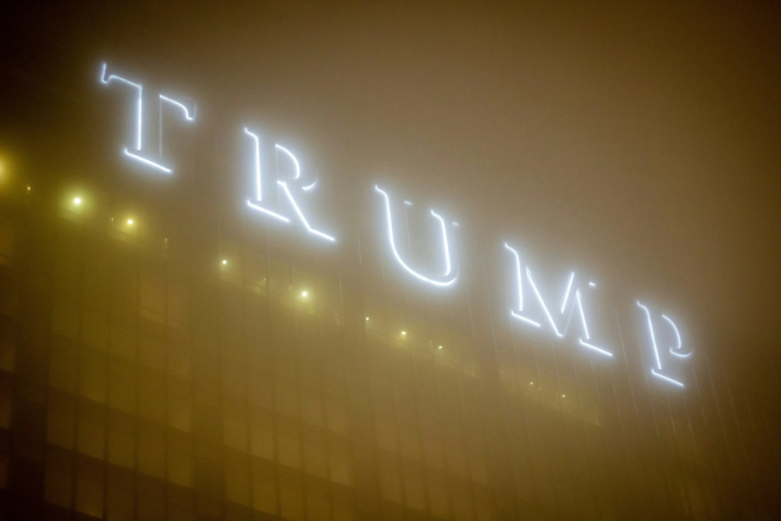 Hello, FIFA? The DONALD Trump Call That Turned the Oval Office into the Seattle VAR