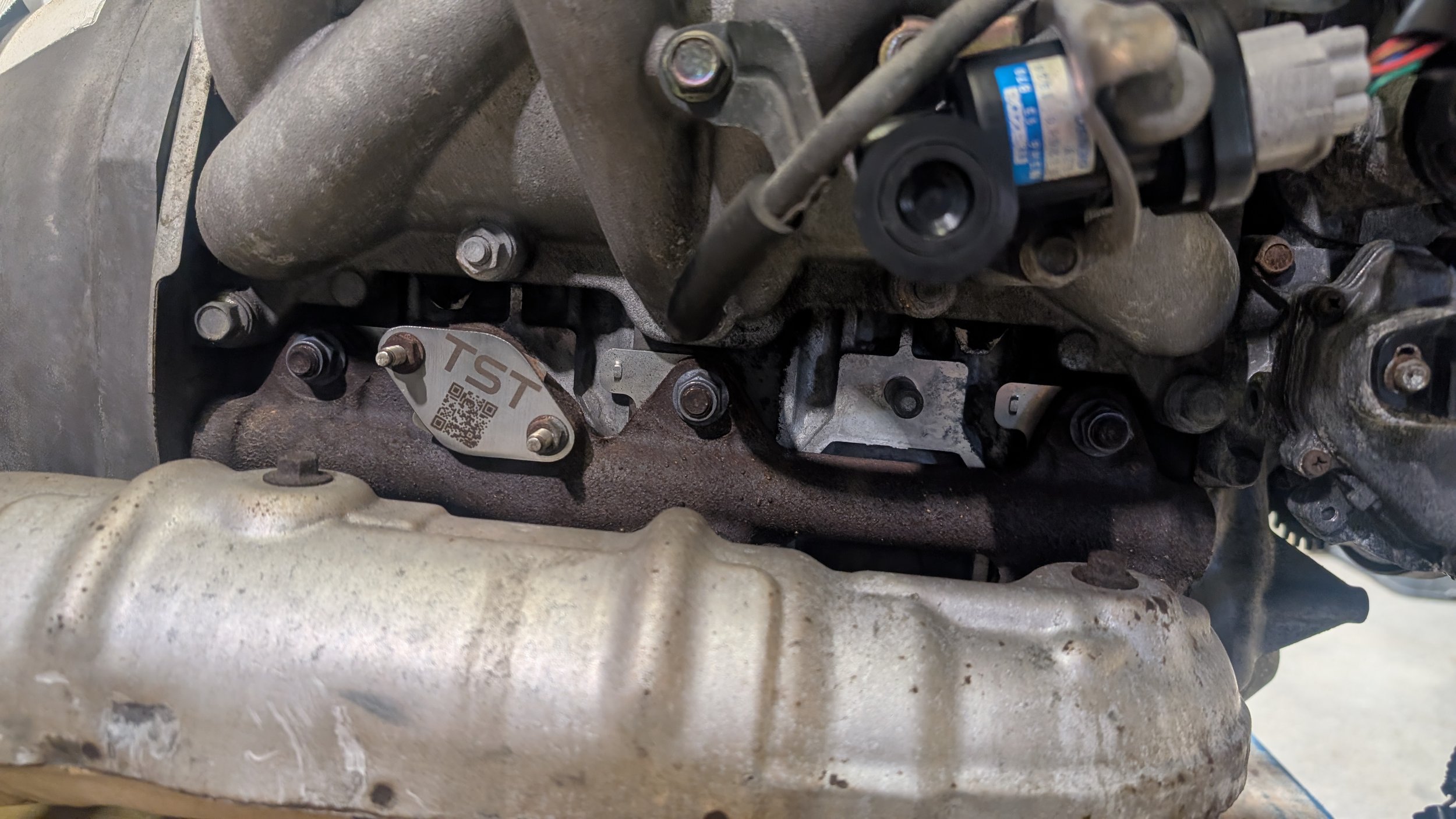 Blank off plate installed on manifold