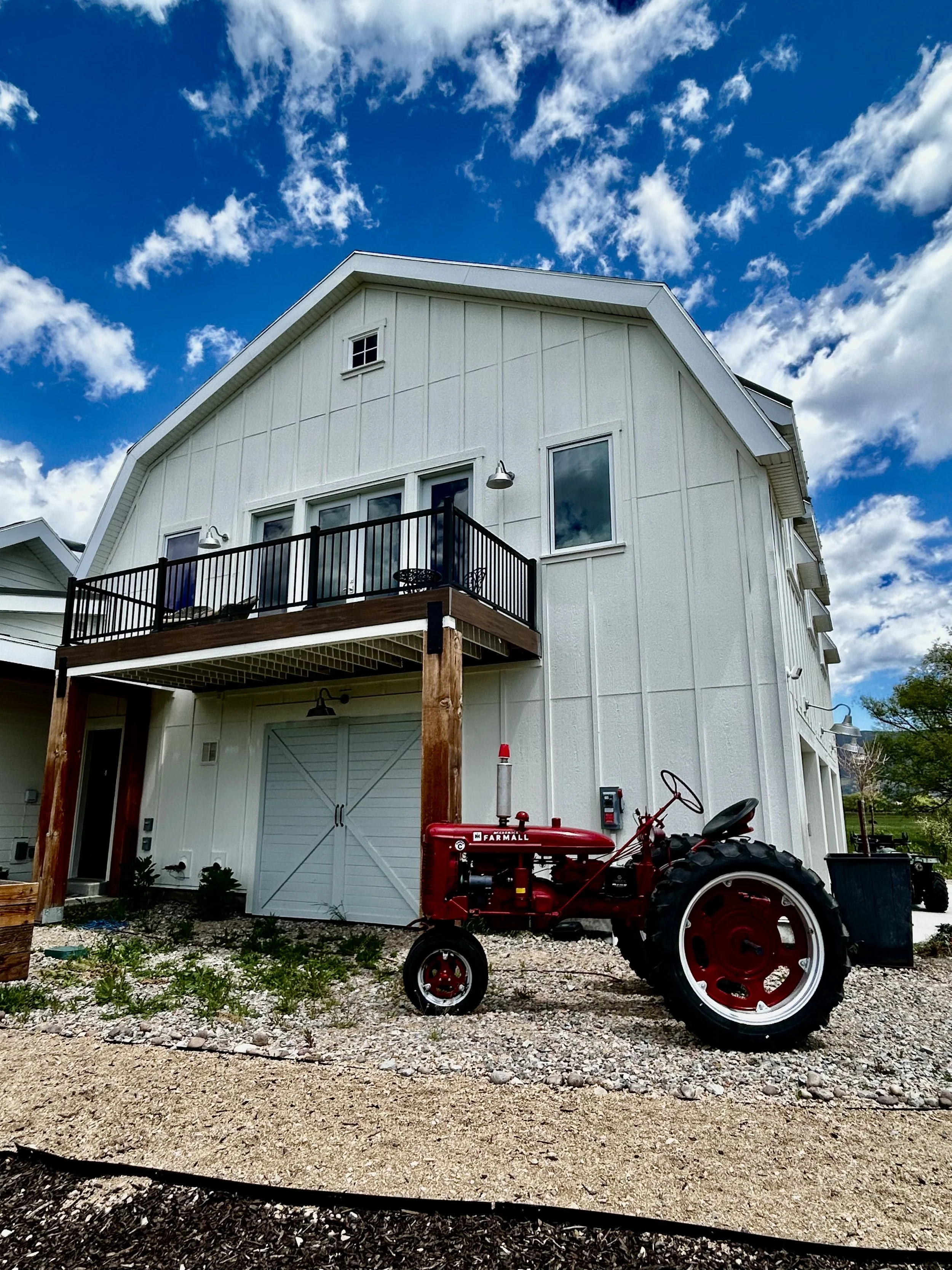 Outdoor wedding ceremony at private venue in Heber Valley Utah
