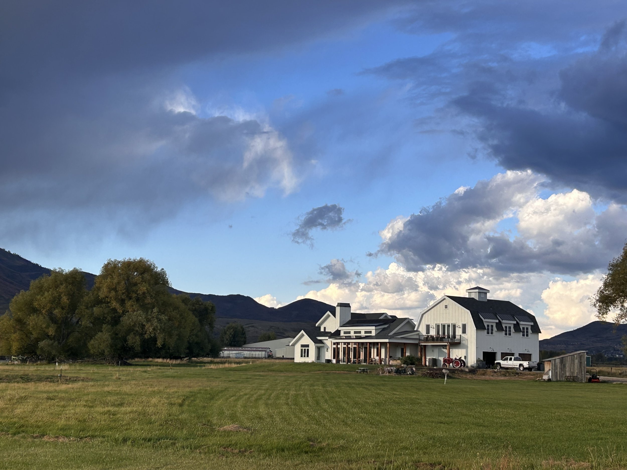 Outdoor wedding ceremony at private venue in Heber Valley Utah