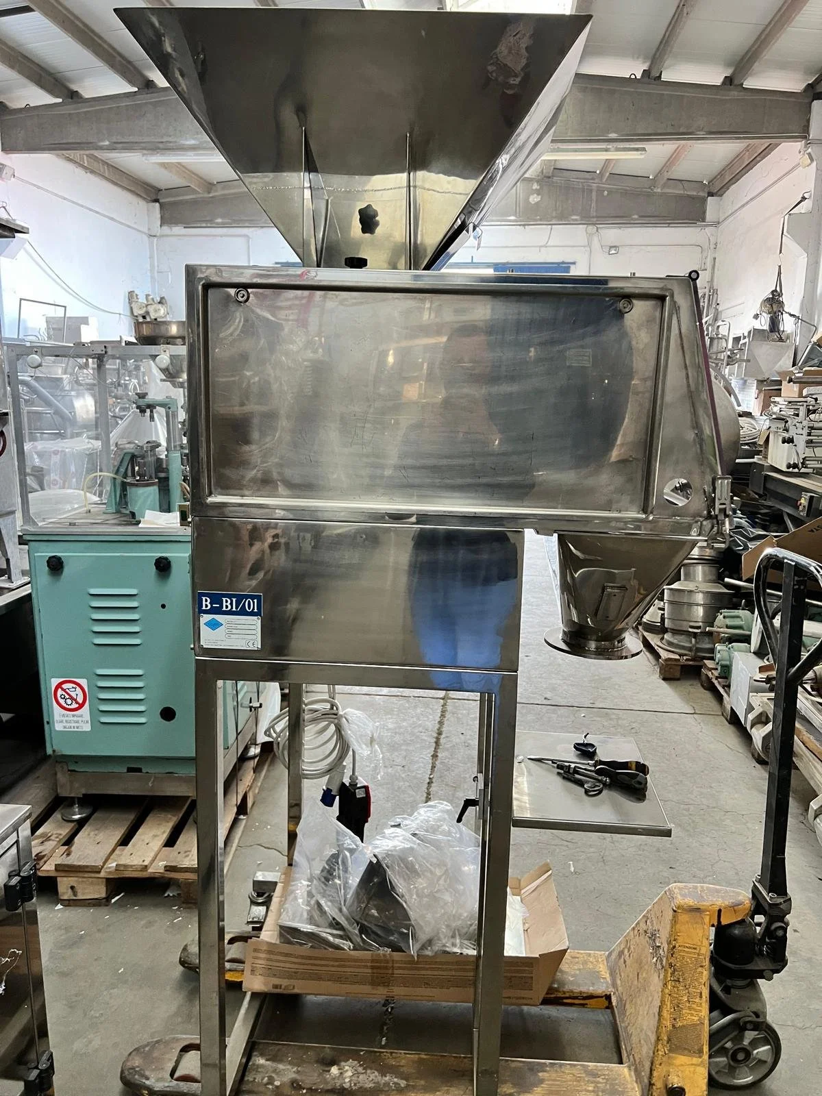 DOSATRICE SEMI AUTOMATICA