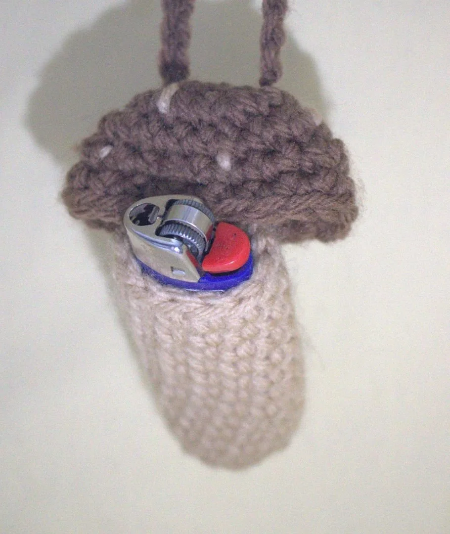 compressed_mush-light-holder-open.jpg