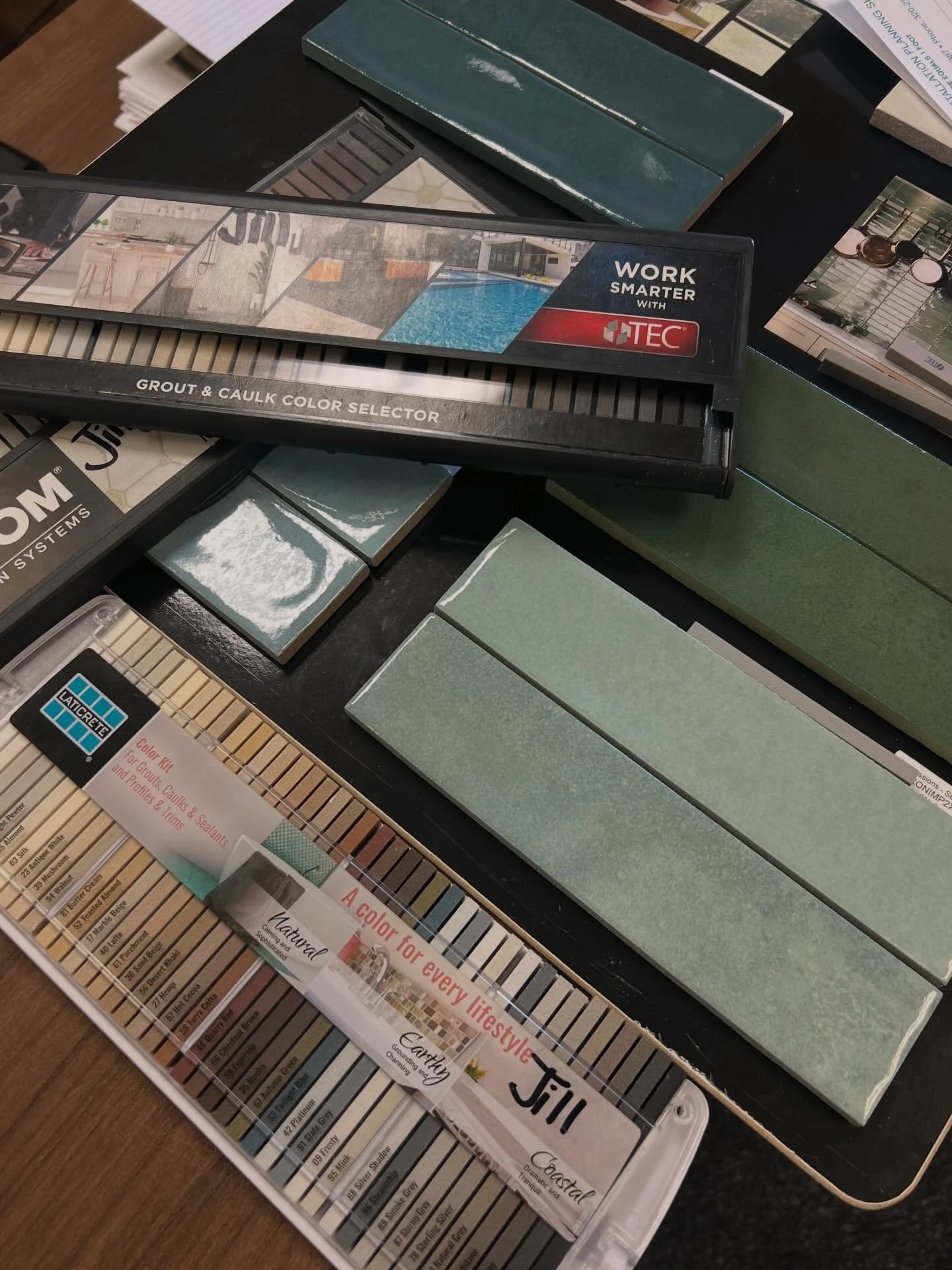 Super excited for the tile we picked out! Especially the 2ft x 4ft terrazzo wall tile that was just delivered 😍🫣