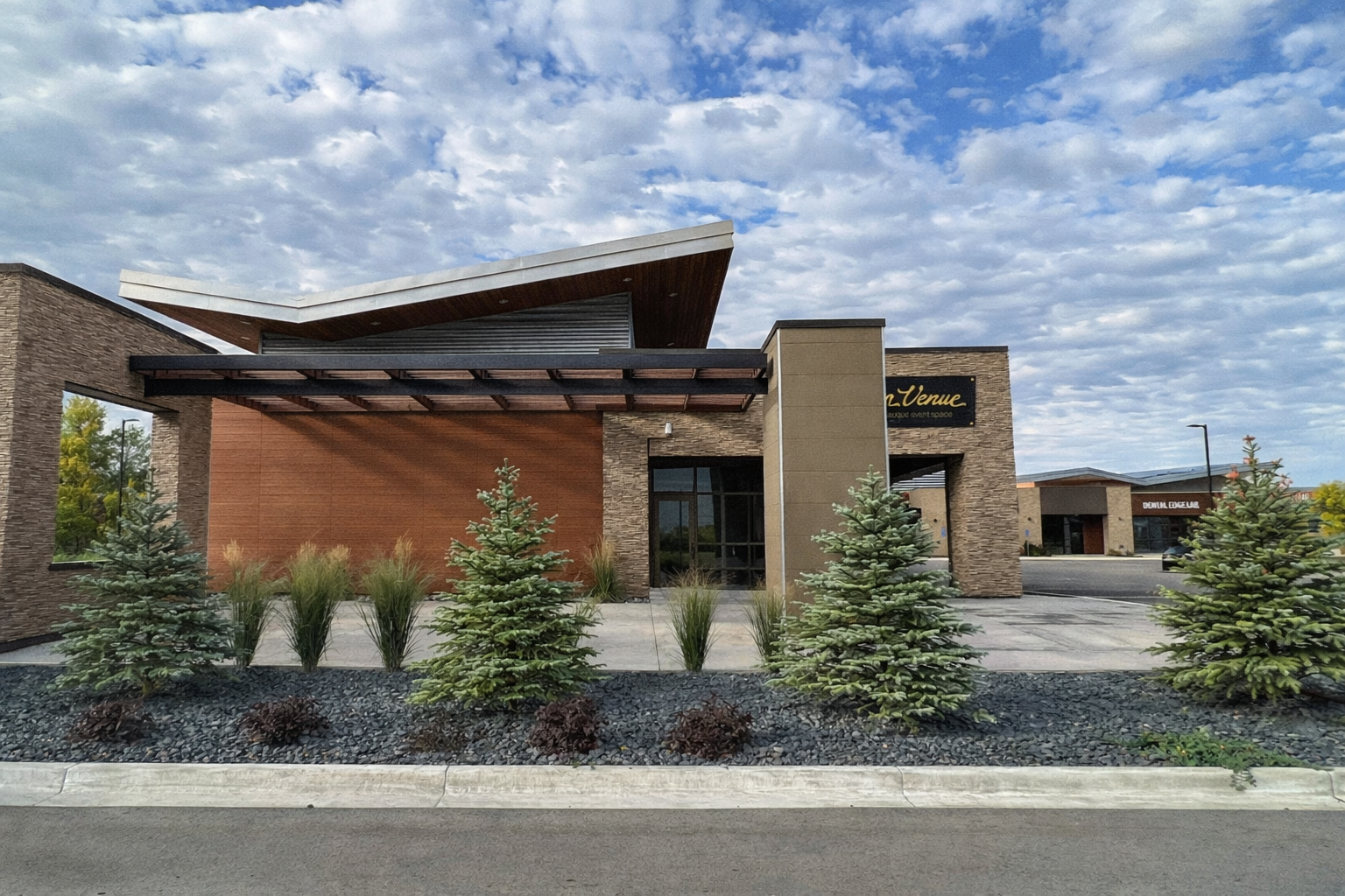 Exterior View of The EkoMarkt building