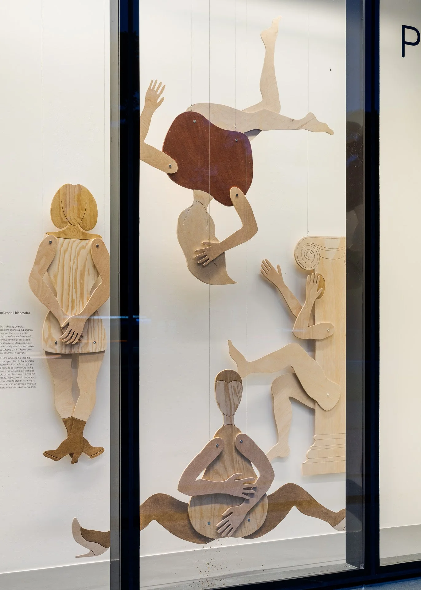 Jabłko, gruszka, kolumna i klepsydra