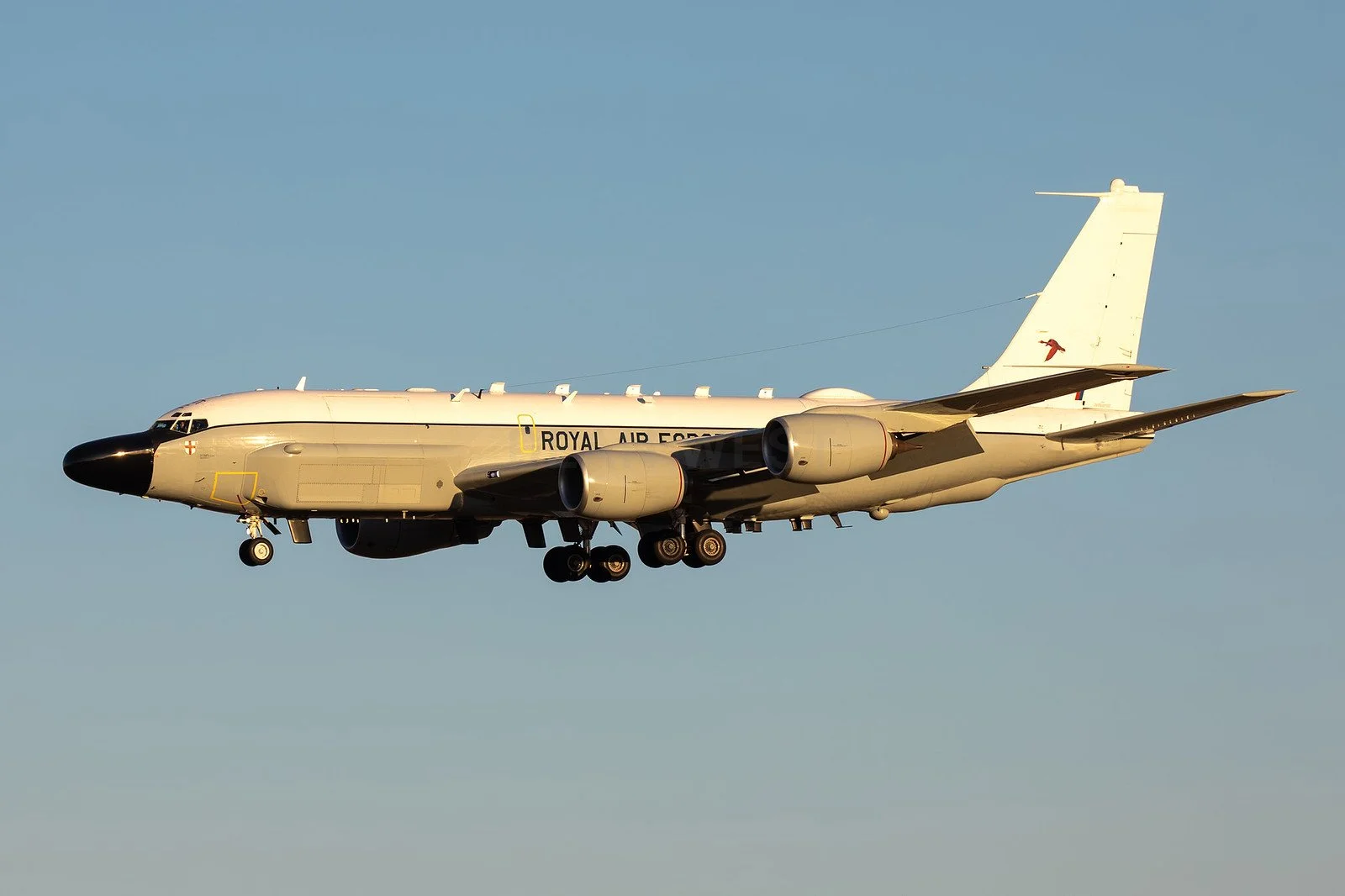 RAF Rivet Joint: Why Old School Is Cool