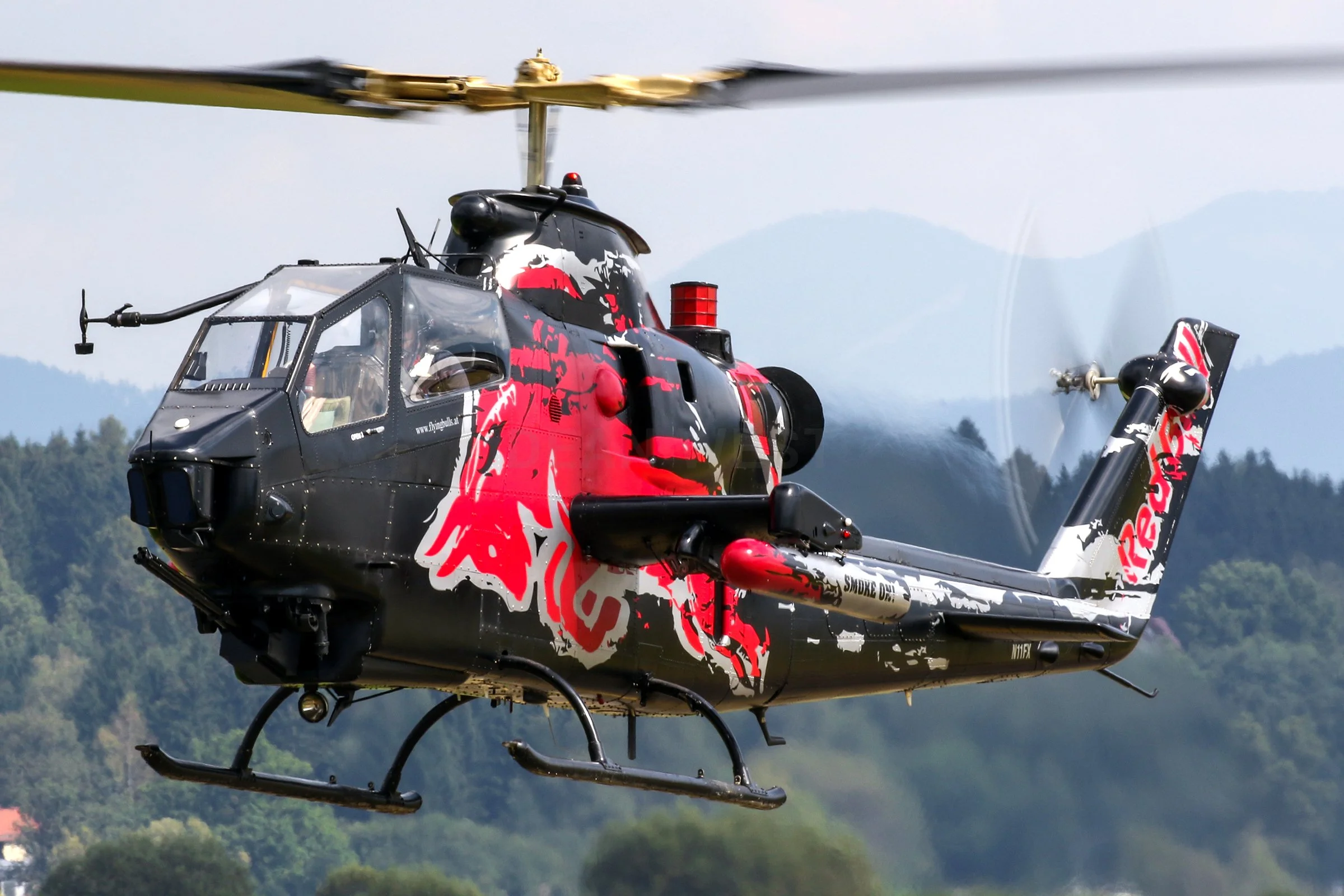  Bell TAH-1F Cobra N11FX 

Flying Bulls