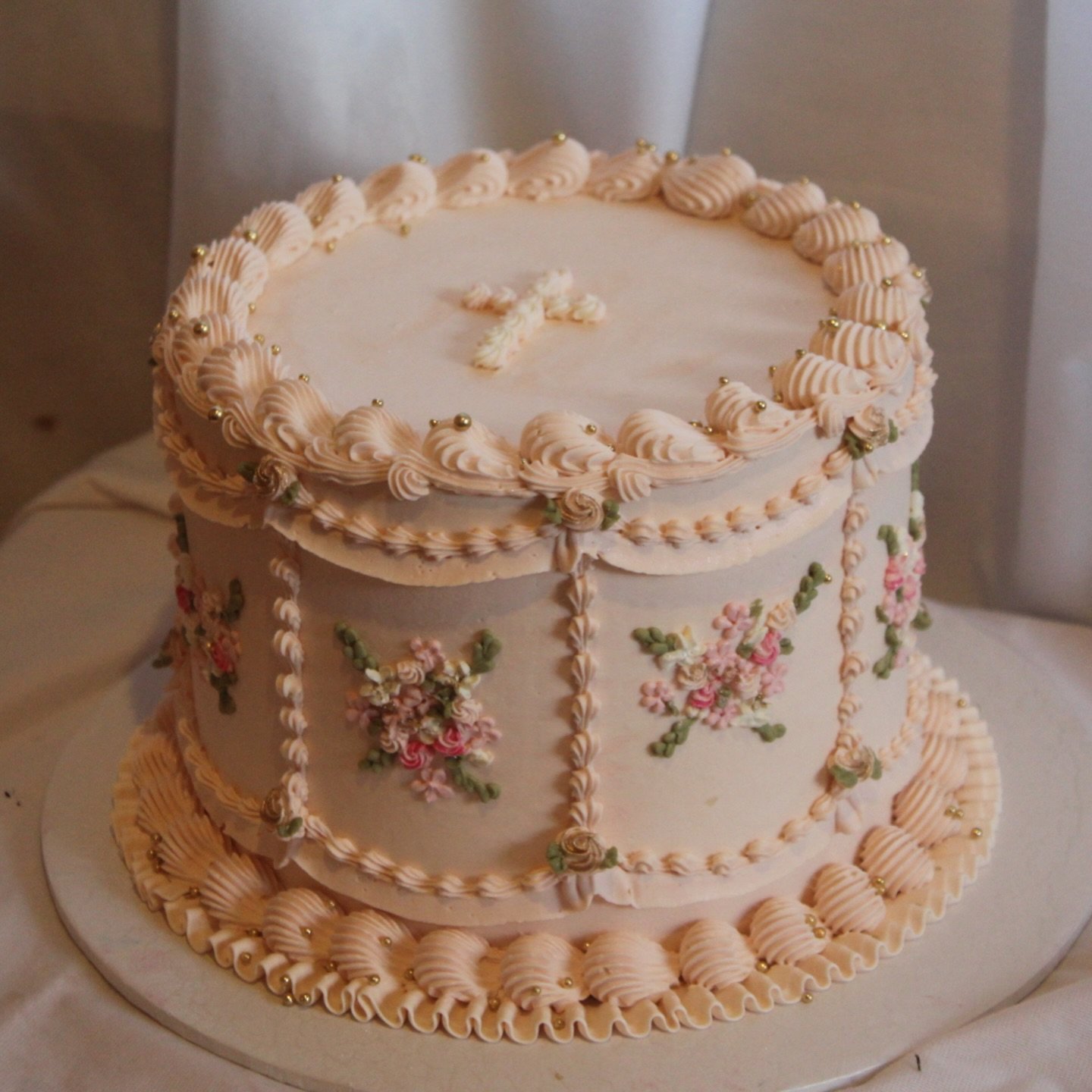 so in love with every part of this extra special cake✨😍 
So elegant✨💓