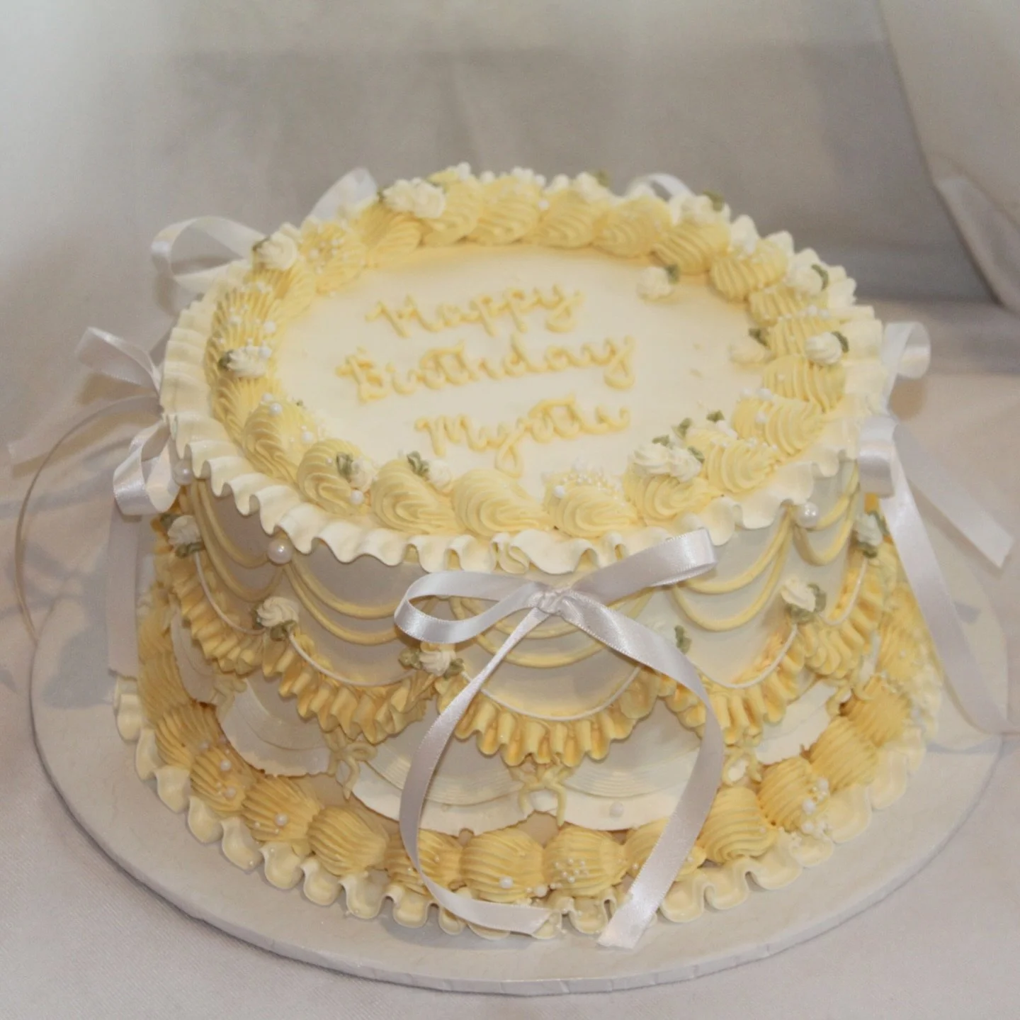 bright and happy colors for Myrtle🤍☀️