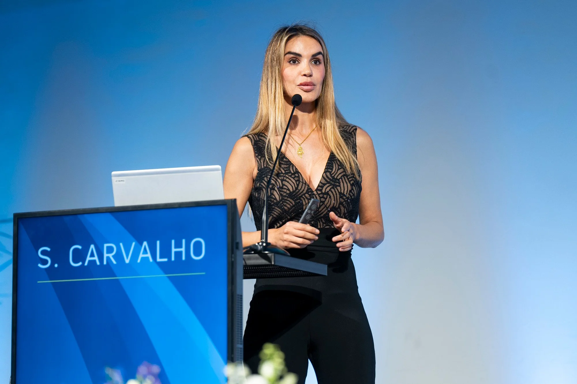 Apresnetação no World Endolift Summit pela Dra Sofia Carvalho